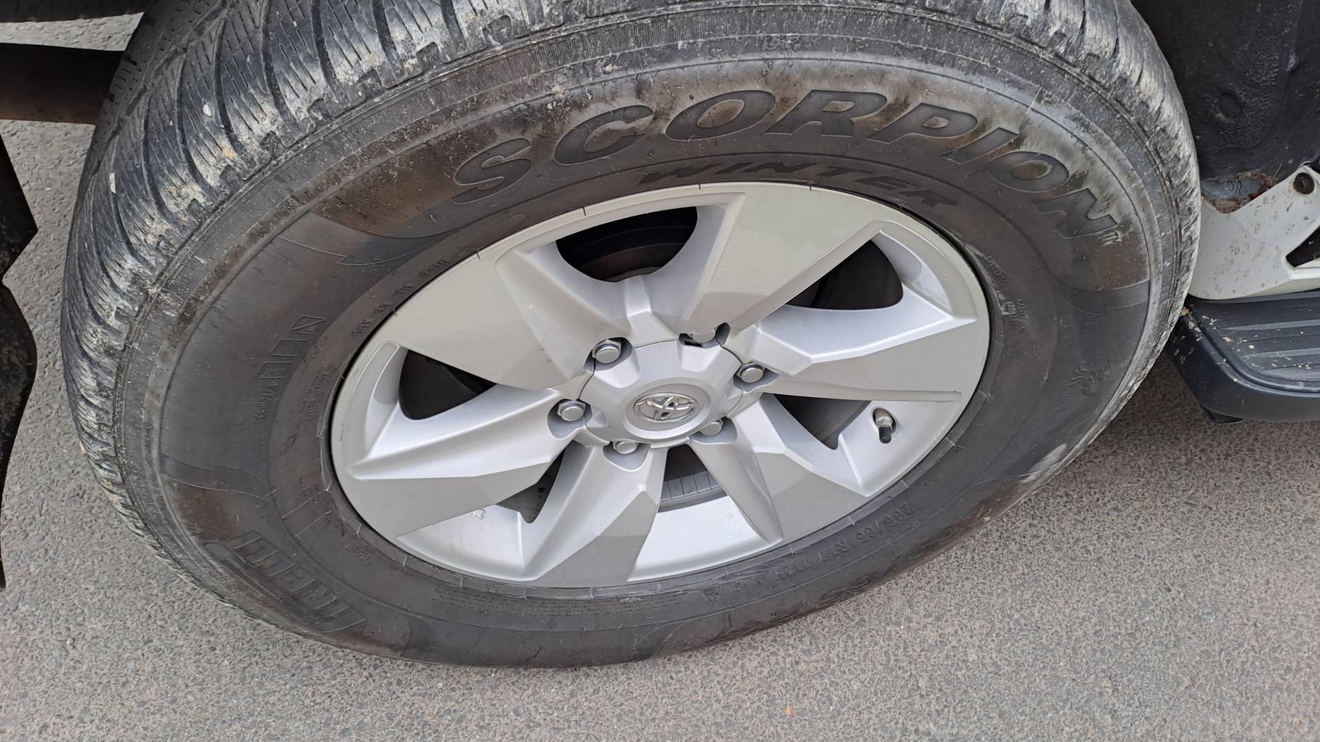 Avstrijski zakon o zimski opremi strožji od slovenskega, kazni visoke