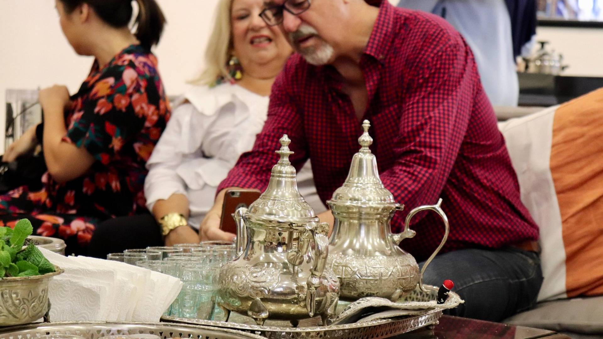 Zdaj lahko določeni tujci kupijo alkohol tudi v tej arabski deželi