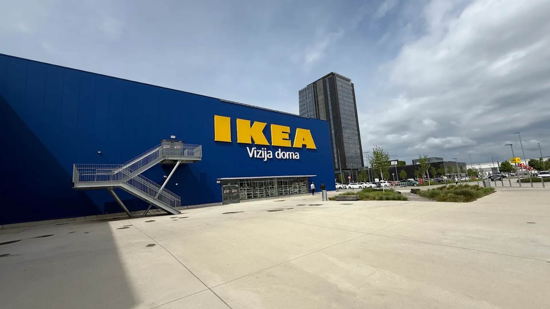 Za zveste kupce bo obisk priljubljene IKEE po novem letu drugačen