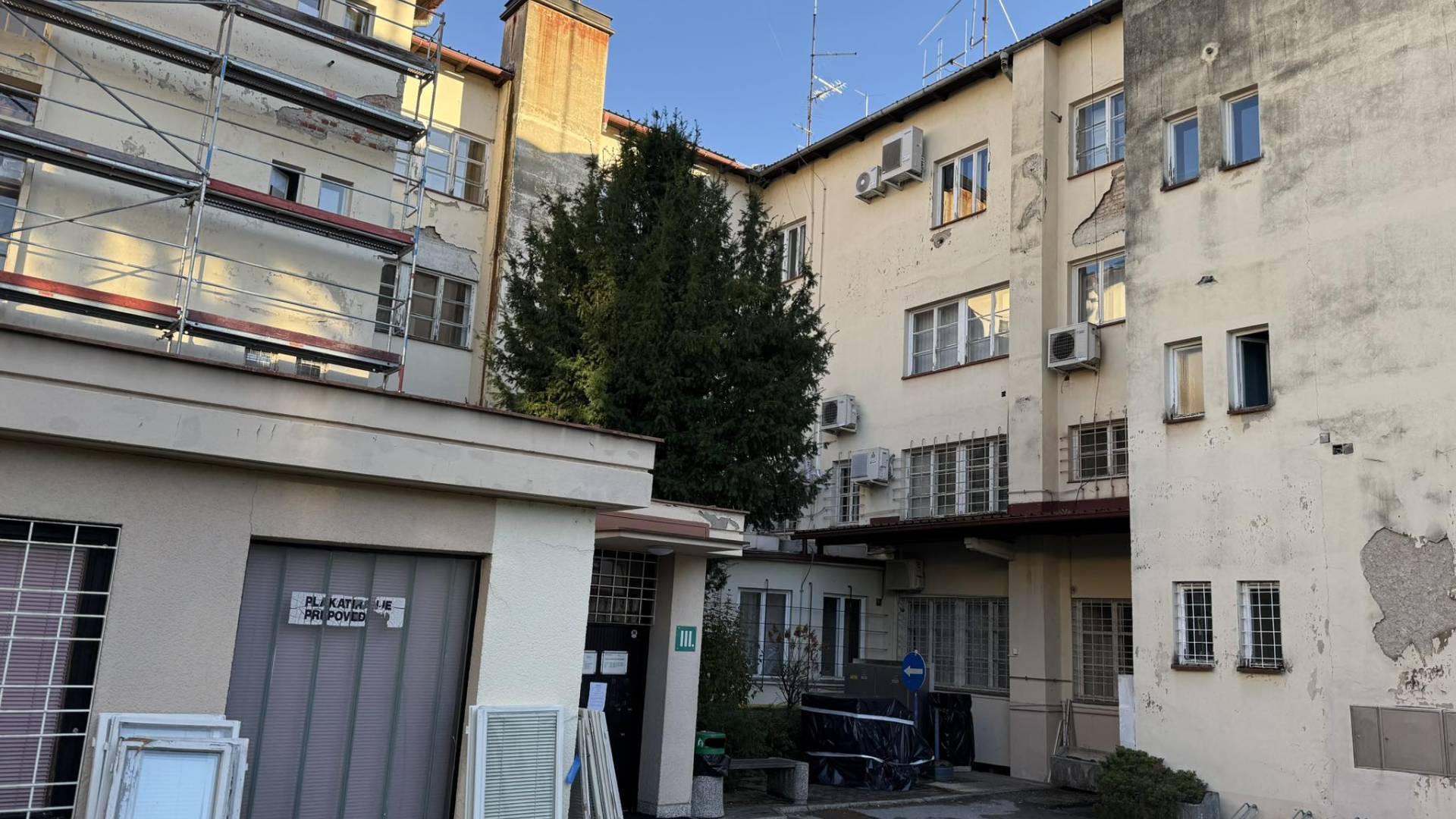 Murskosoboška občina obvešča: Onemogočen vstop s Kardoševe ulice