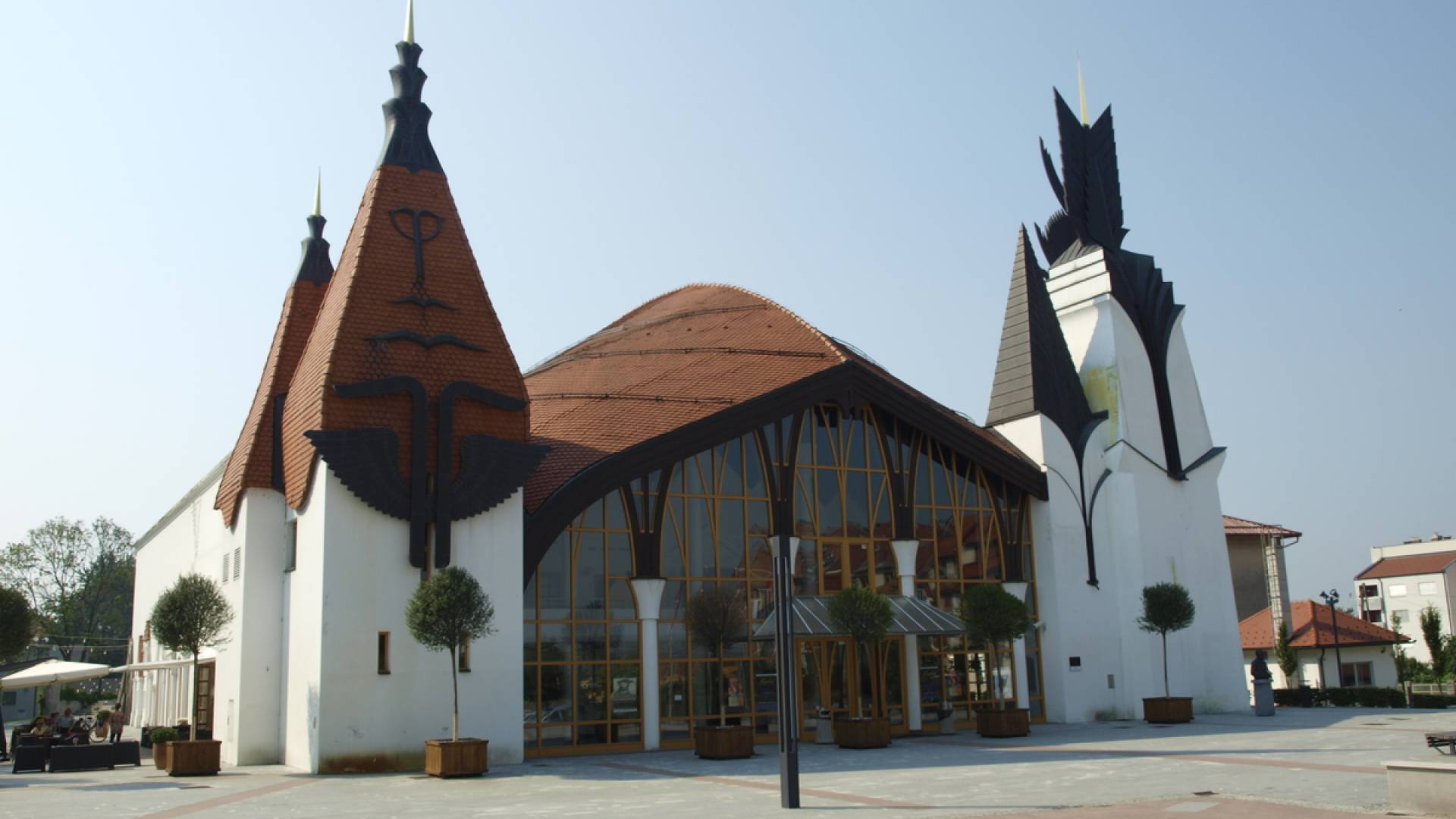 Lendavska občina znova v iskanju najemnika za kavarno