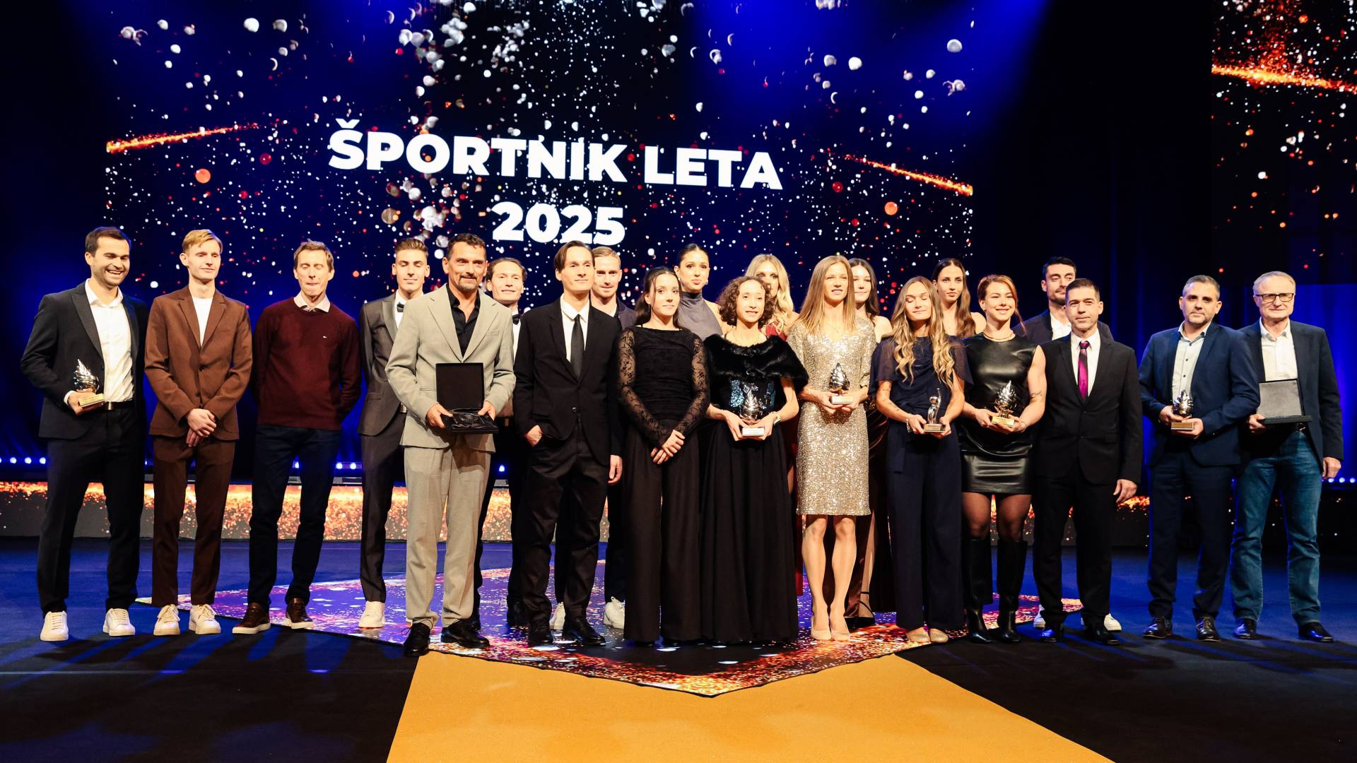 FOTO: Slovenska športna asa spet osvojila prestižni naziv