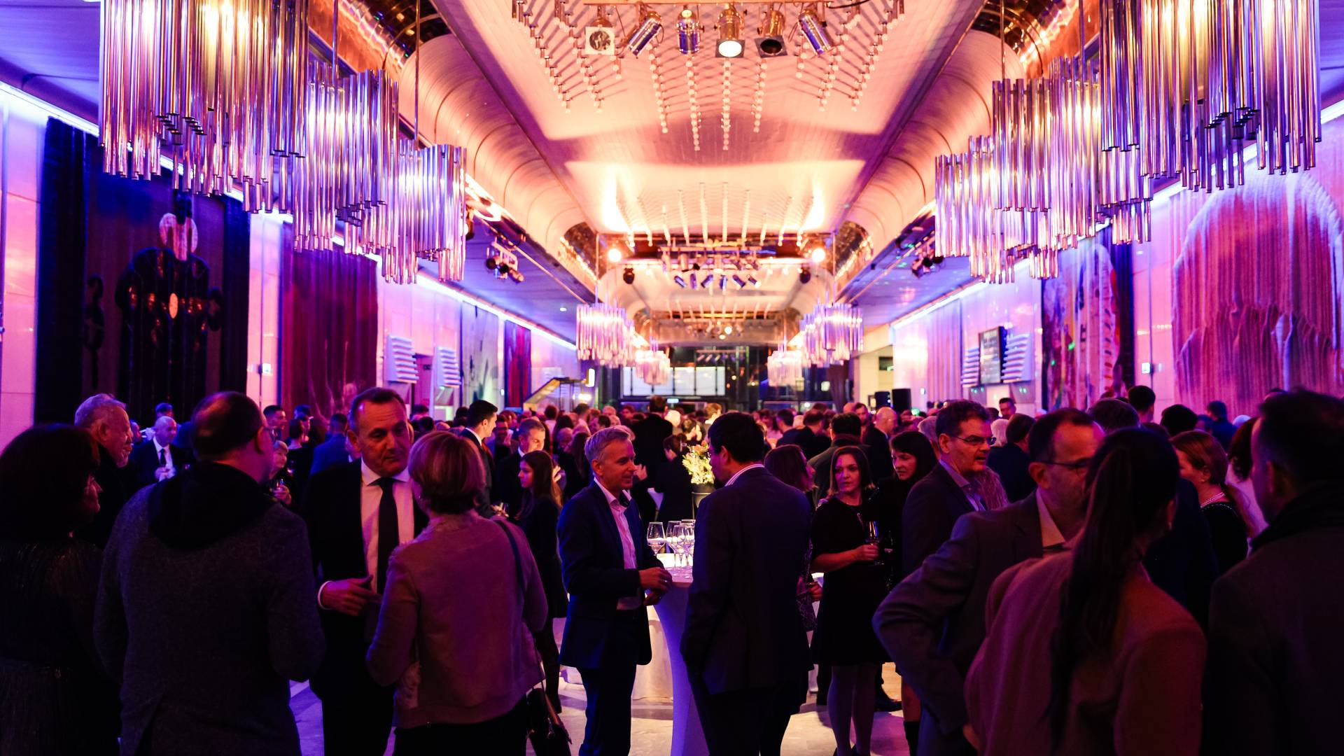 FOTO: Garnbret in Pogačar nedosegljiva, spet postala športnika leta