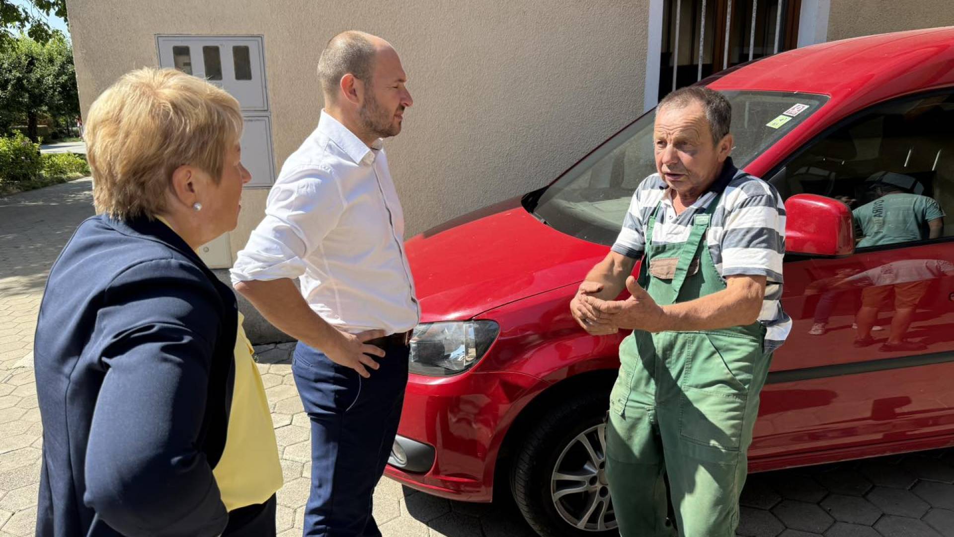 Drama na sodišču: Priznanje napadalca Strojana na 70-letnega kmeta s Kleč zavrnjeno, sodnica celo zapušča primer