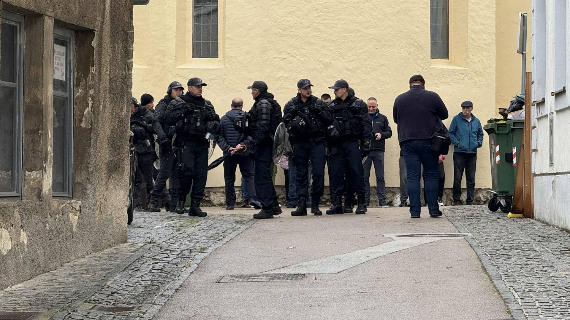 Generalni direktor policije v Novo mesto napotil dodatne kriminaliste