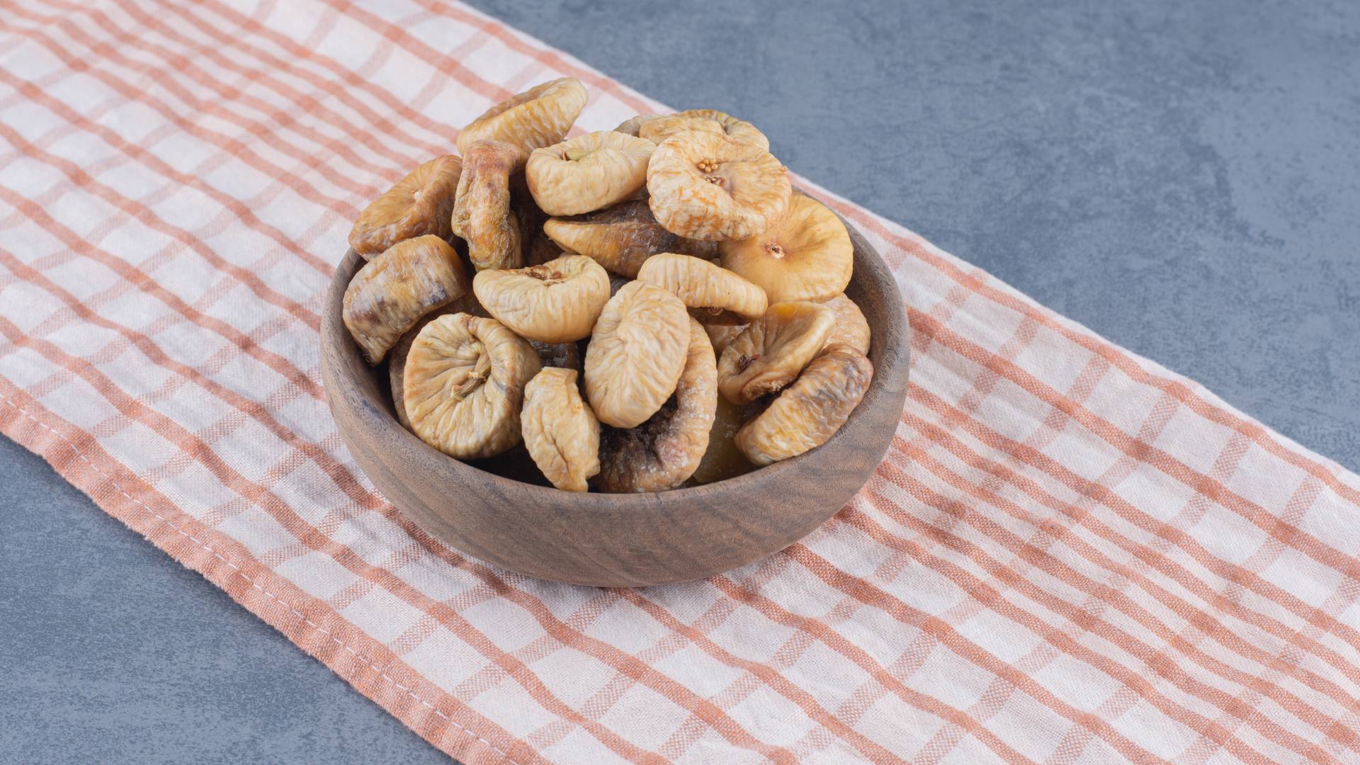 Iz trgovine odpoklicali to suho sadje 