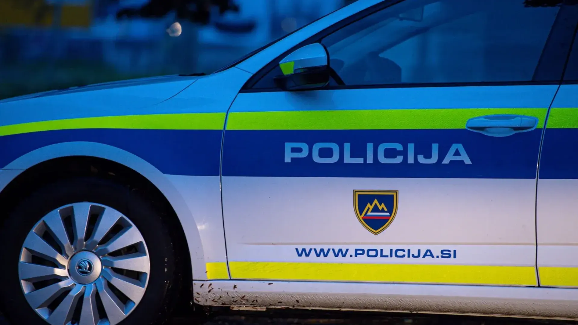 V hudi prometni nesreči življenje izgubila 49-letnica