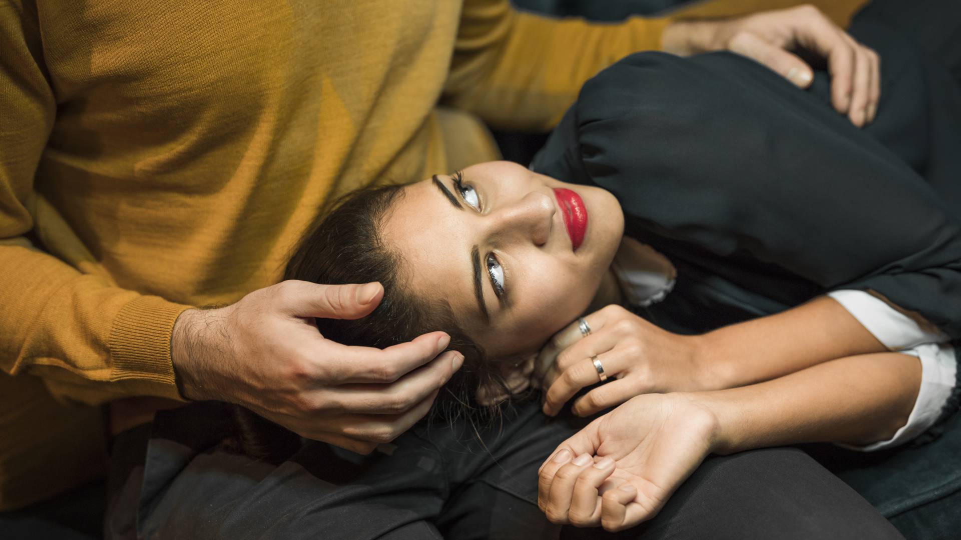 Dvojčki odpirajo stare rane, raki pa stopajo v napeto partnerstvo