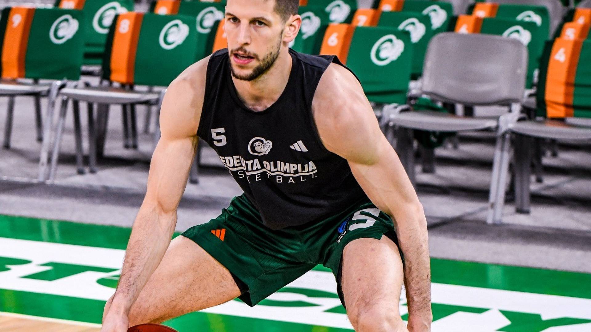 Cedevita Olimpija drugič zapored poražena, Hapoel slavil v Stožicah