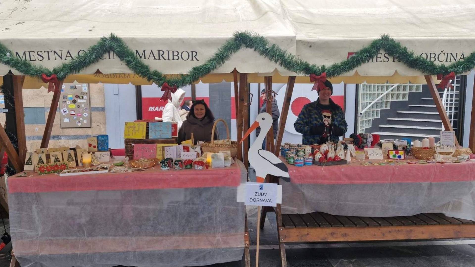 Ne spreglejte! Še danes božični bazar na Avtobusni postaji Maribor