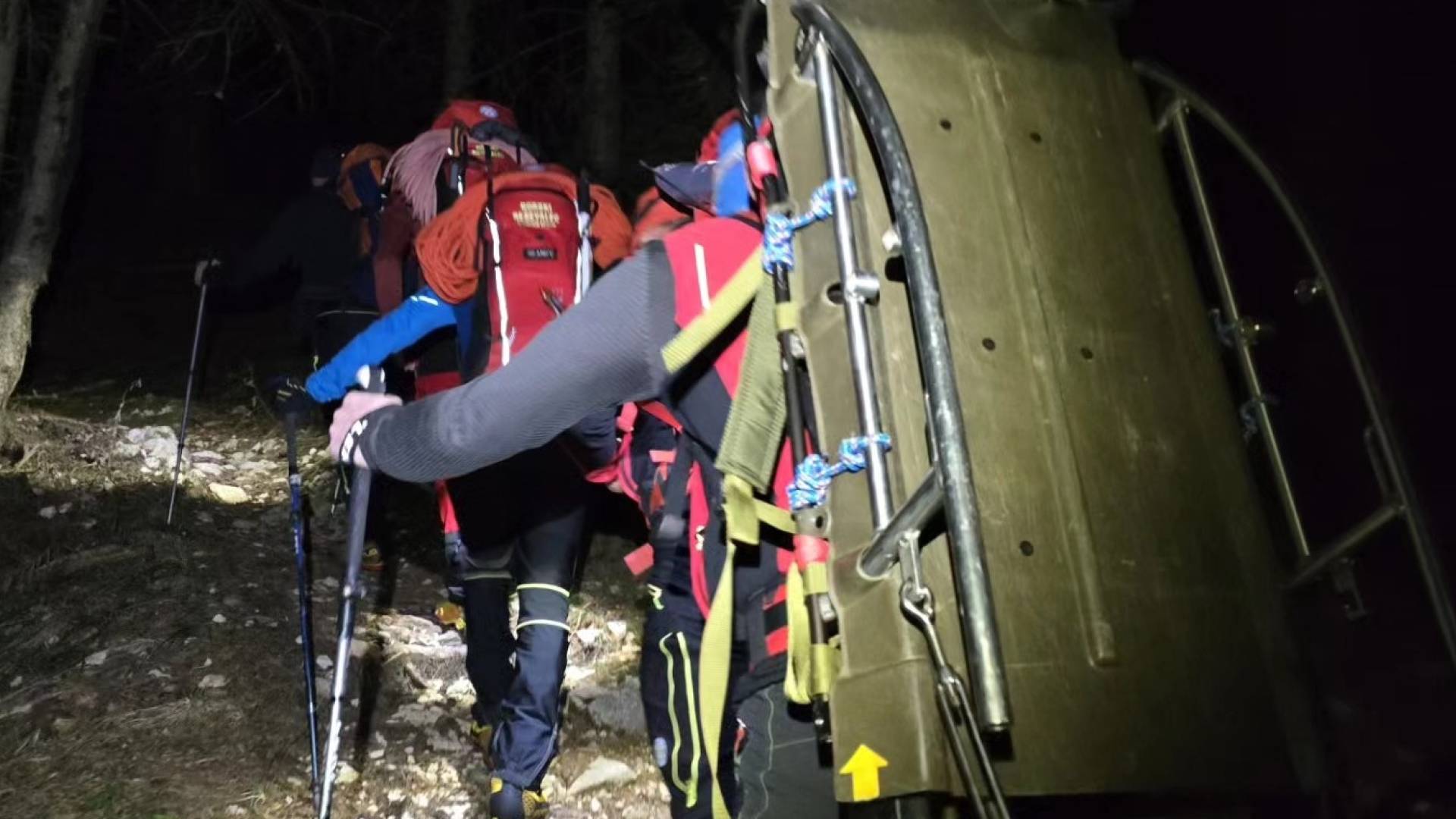 Nočna iskalna akcija na poti Čez Čiprje, mladega planinca niso uspeli rešiti