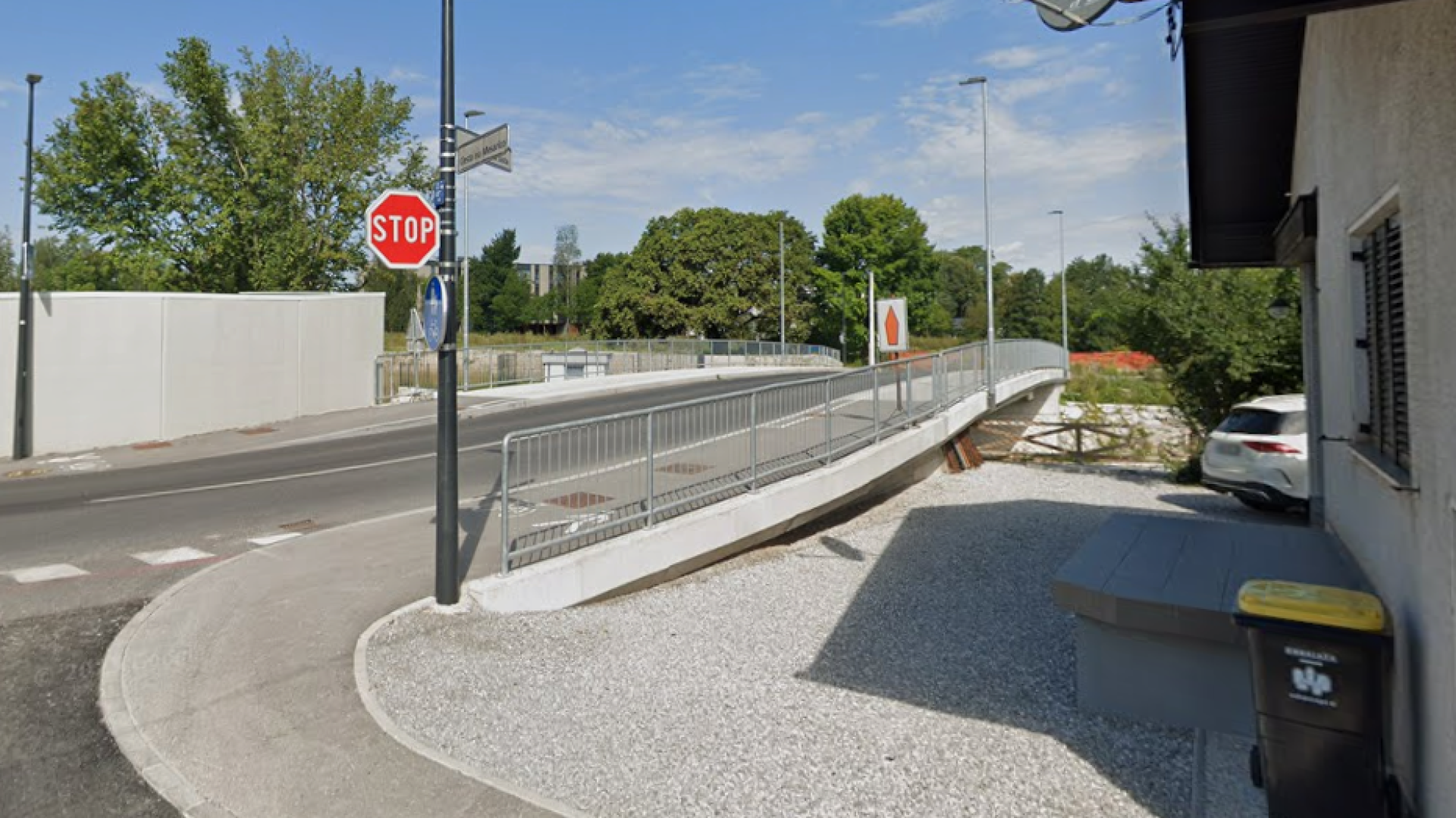 Prebivalci Rakove Jelše obupani, ob konicah ne morejo iz naselja