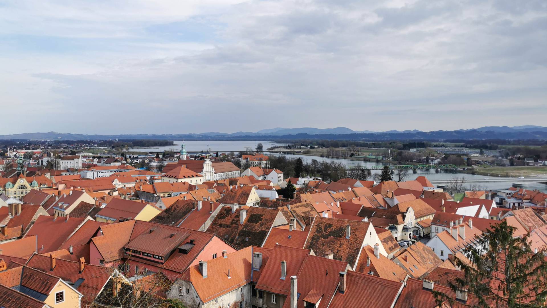 Kako bo Podravje porabilo 89 milijonov evrov? Župani o ključnih projektih in največjih izzivih