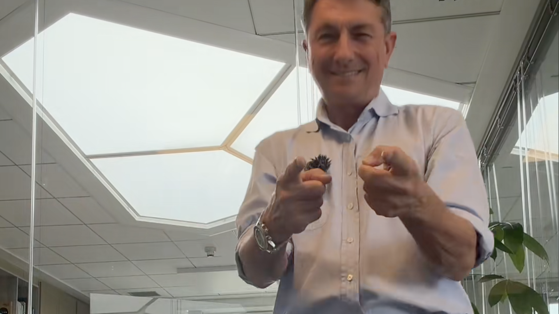 Pahor zaplesal na Brizgalna brizga: Je to začetek novega trenda?