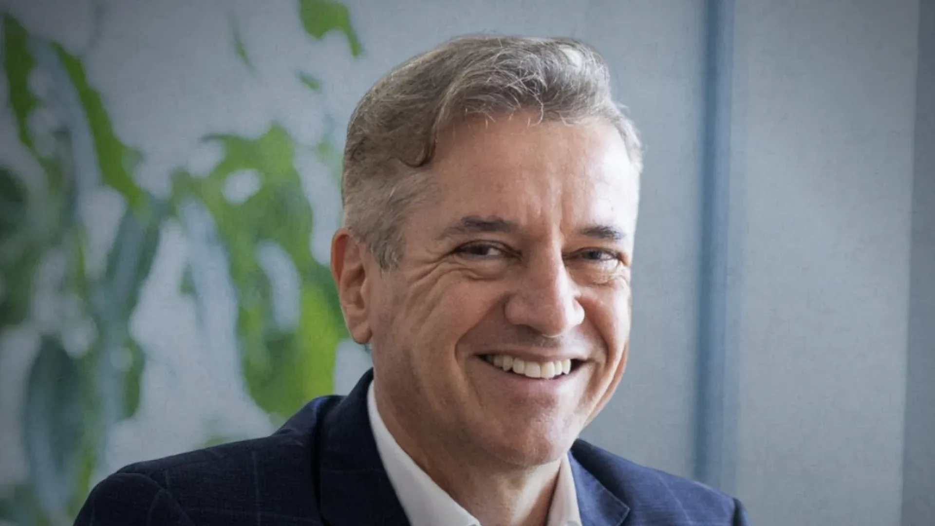 Dolenjske občine prejele dopis o vzpostavitvi pilotnega romskega naselja. Kaj jim je sporočil Golob?