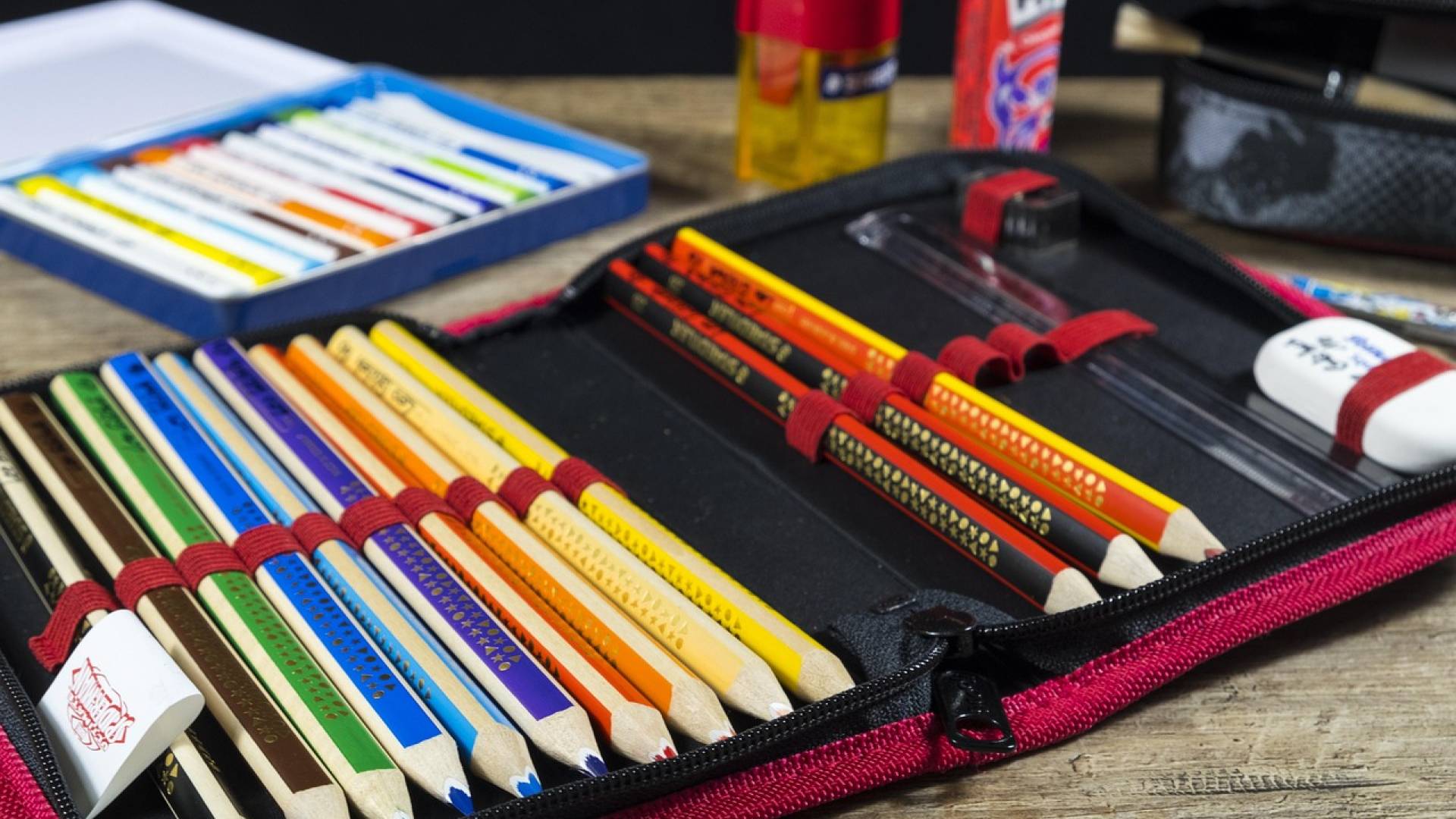 Šolski dan, ki se je končal drugače: amonijak prisilil v evakuacijo 450 otrok