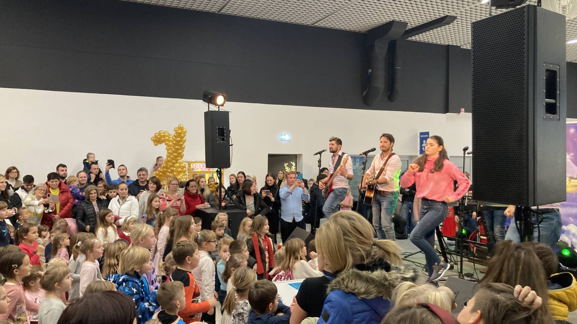 Zgodovinski trenutek: BTC City Murska Sobota bo gostil prvega humanoidnega robota v slovenskem nakupovalnem prostoru