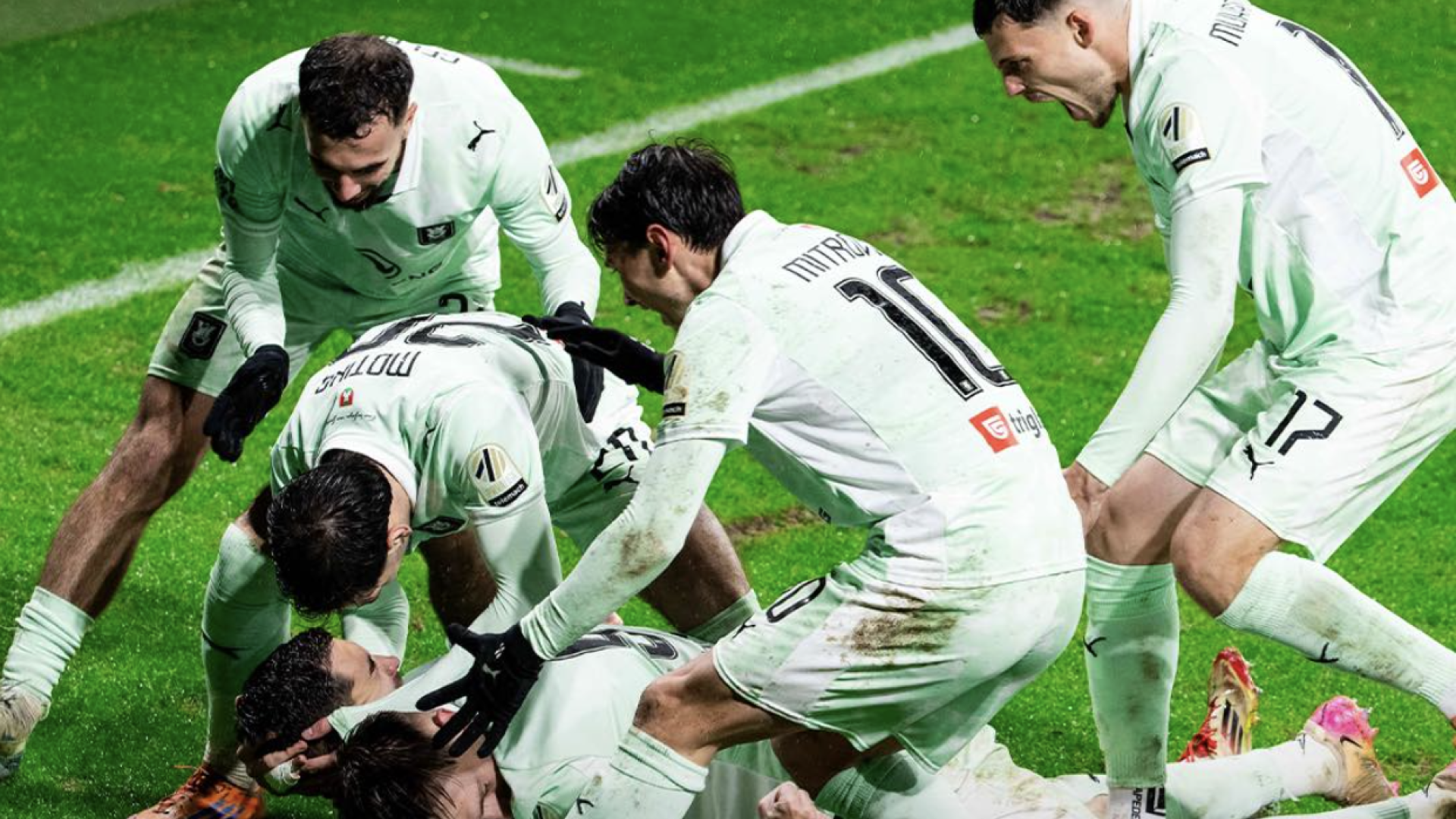 Ljubljančani z zmago nad Celjem do zadnjega četrtfinalnega mesta