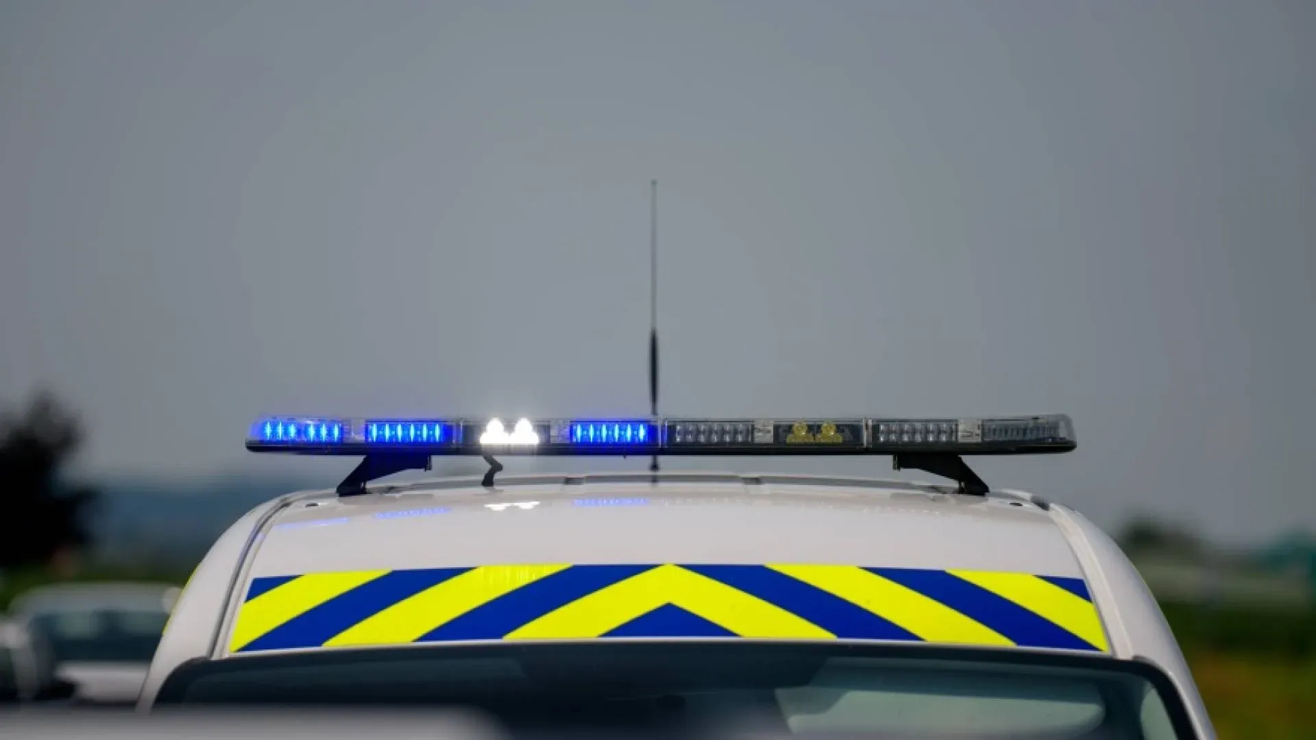 Vozniki pozor! V naselju Černelavci prometna nesreča, promet poteka izmenično enosmerno