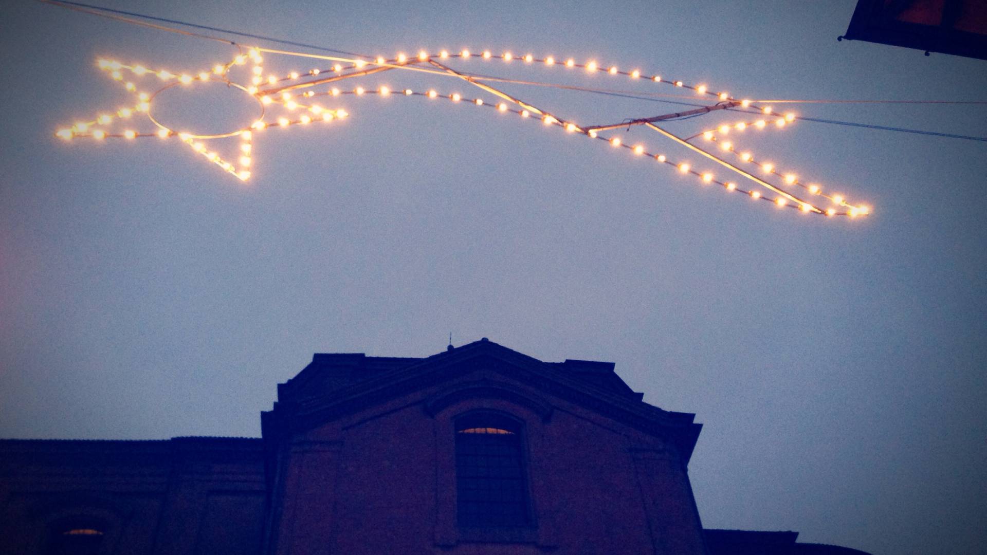 Betlehem po dveh letih vojne znova zasijal v božičnih lučkah