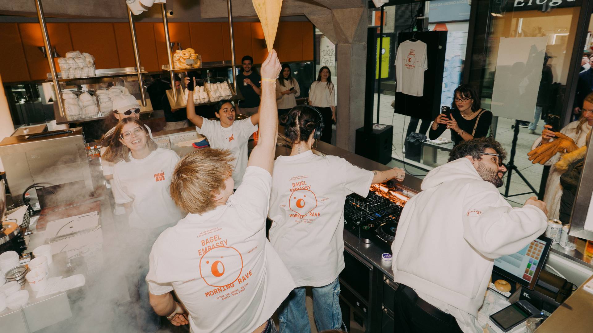 Prvi Morning Rave v središču Ljubljane