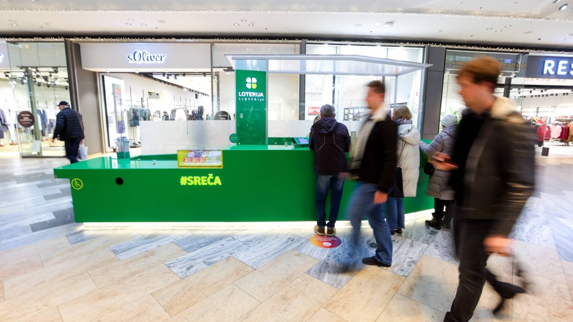 Neverjetno: Slovenci v osmih dneh razprodali vseh 450 tisoč listkov za Novoletni Loto