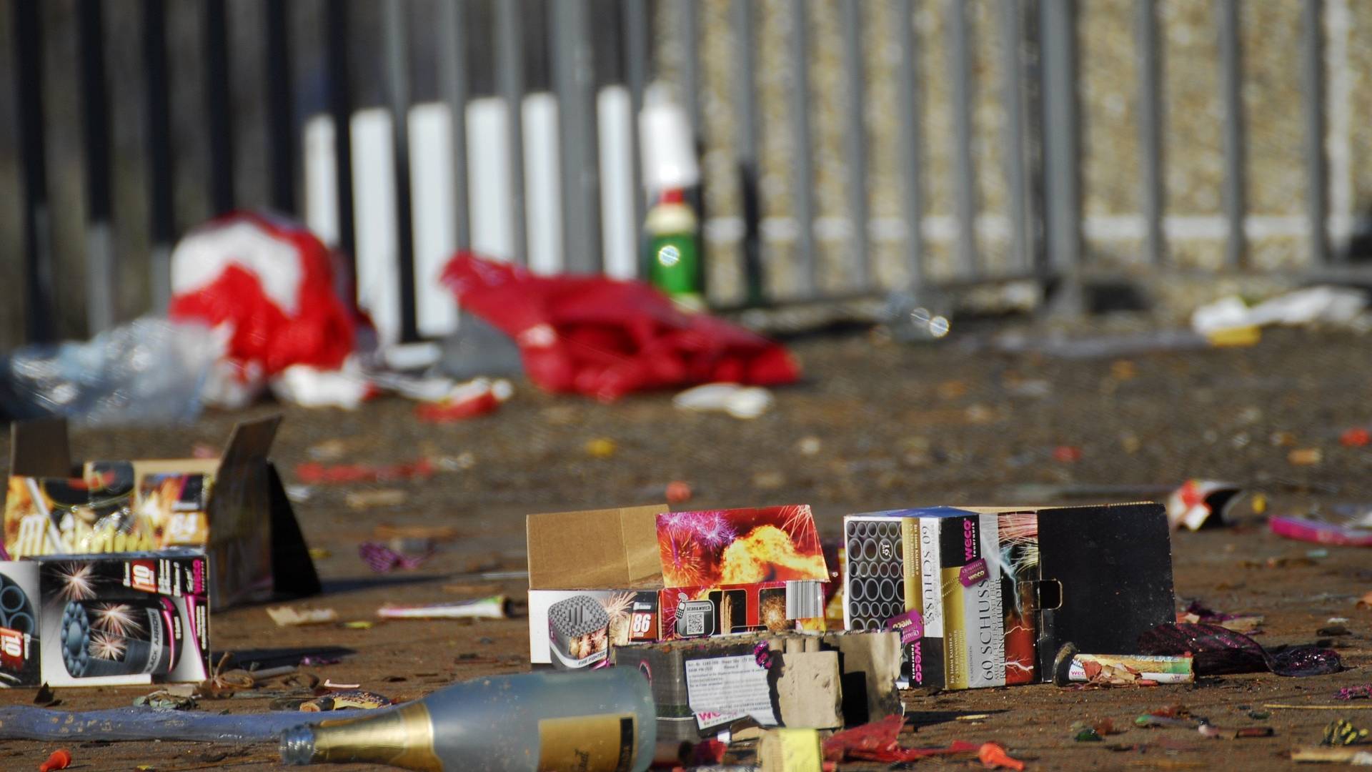 Grozljive posledice pirotehnike v Mariboru: ko nekaj sekund zabave pusti posledice za vedno, med poškodovanimi tudi šestletni otrok