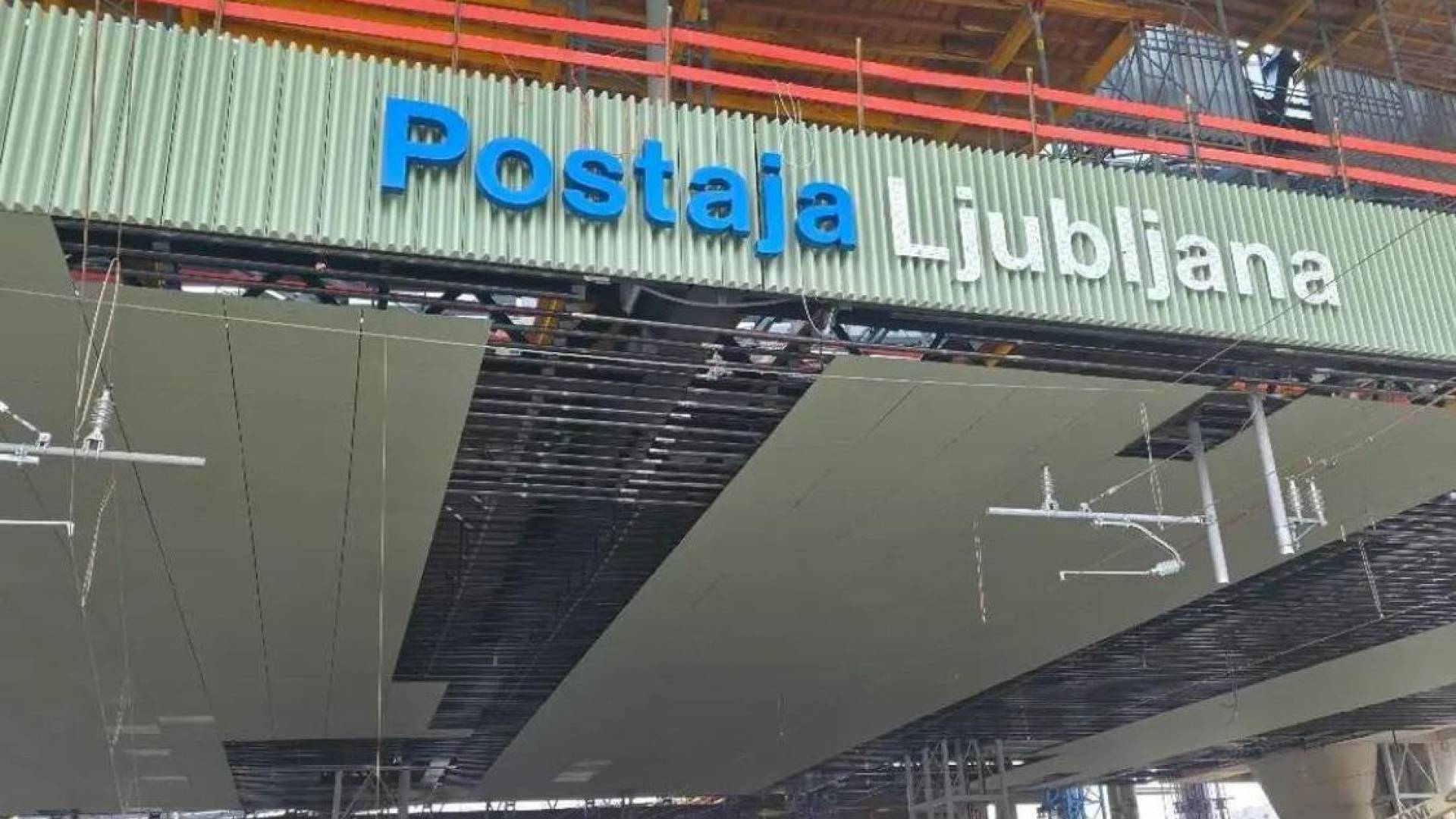 Za 244 milijonov evrov dobili postajo, ki je razočarala Ljubljančane: »Izgleda kot iz socializma«