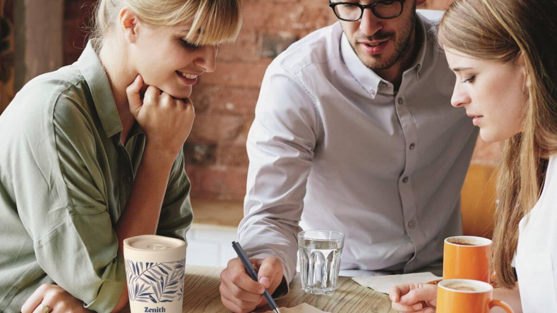 Razlogi, zakaj so poslovna darila eden najučinkovitejših oglaševalskih kanalov