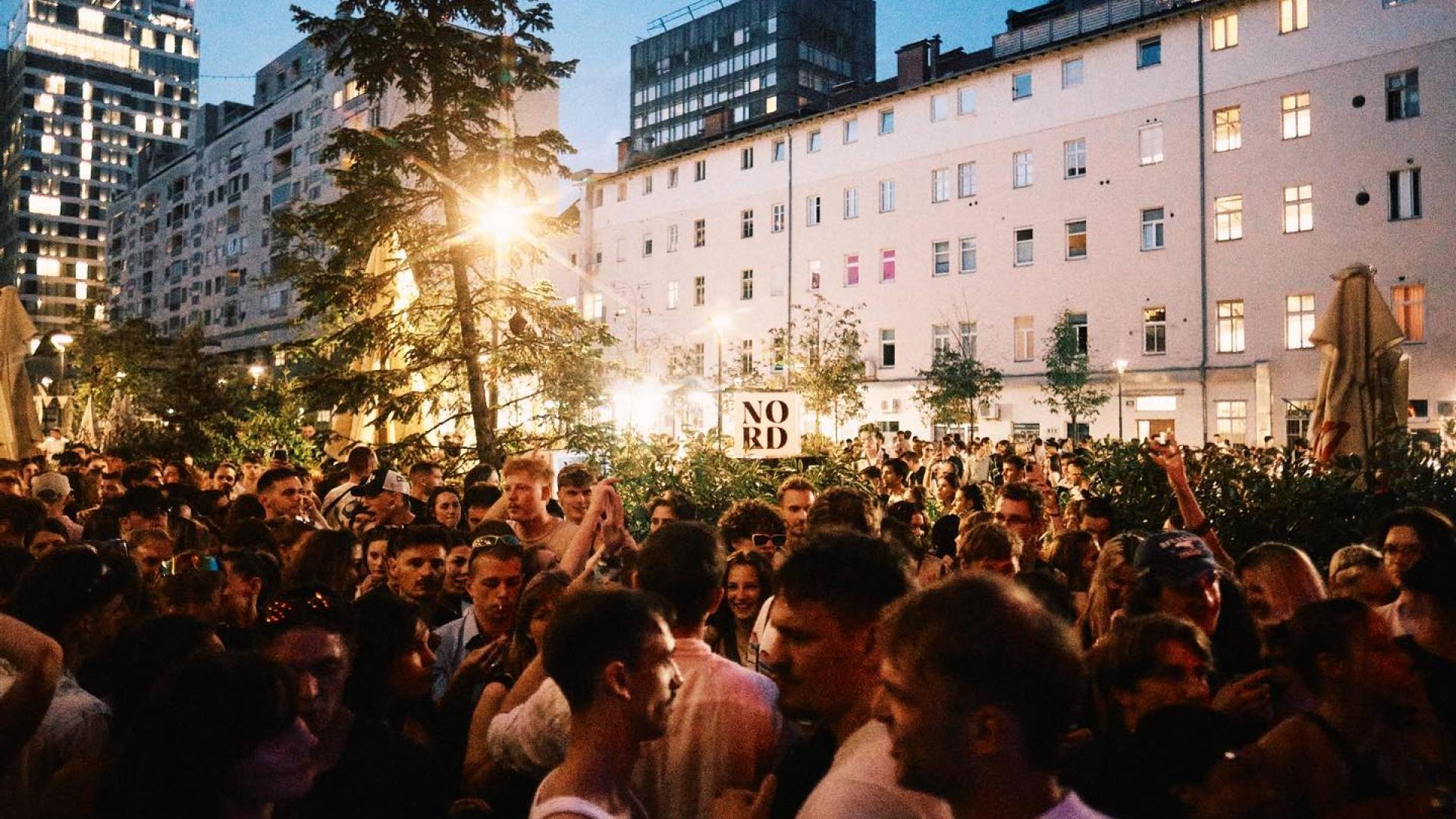 Tiha noč v Ljubljani postaja preteklost? Koalicija odpira vrata legalnemu nočnemu hrupu