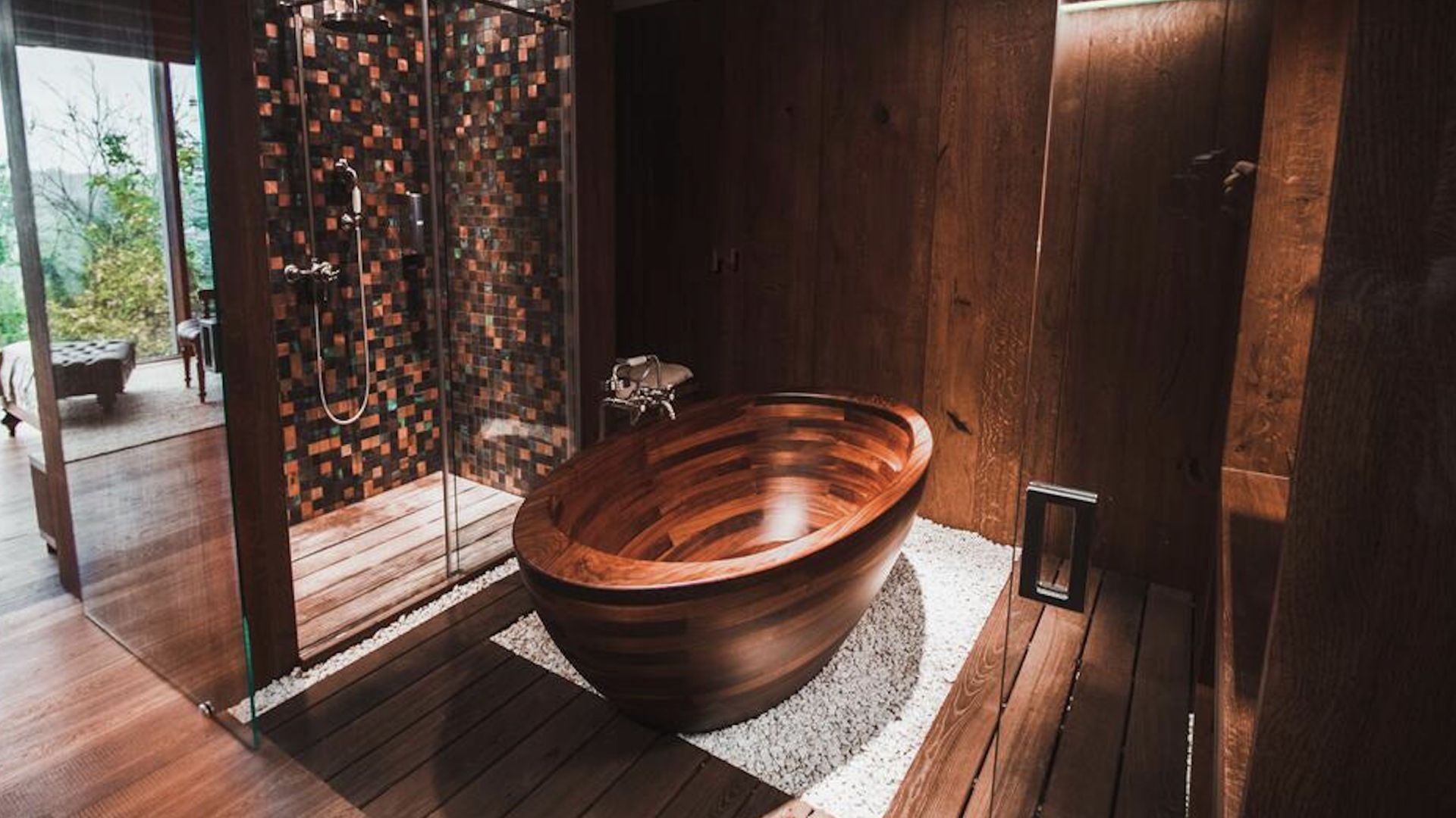 FOTO: Najdražja nepremičnina na Dolenjskem? 10-milijonska rezidenca s spa centrom in ekipo maserk z Balija