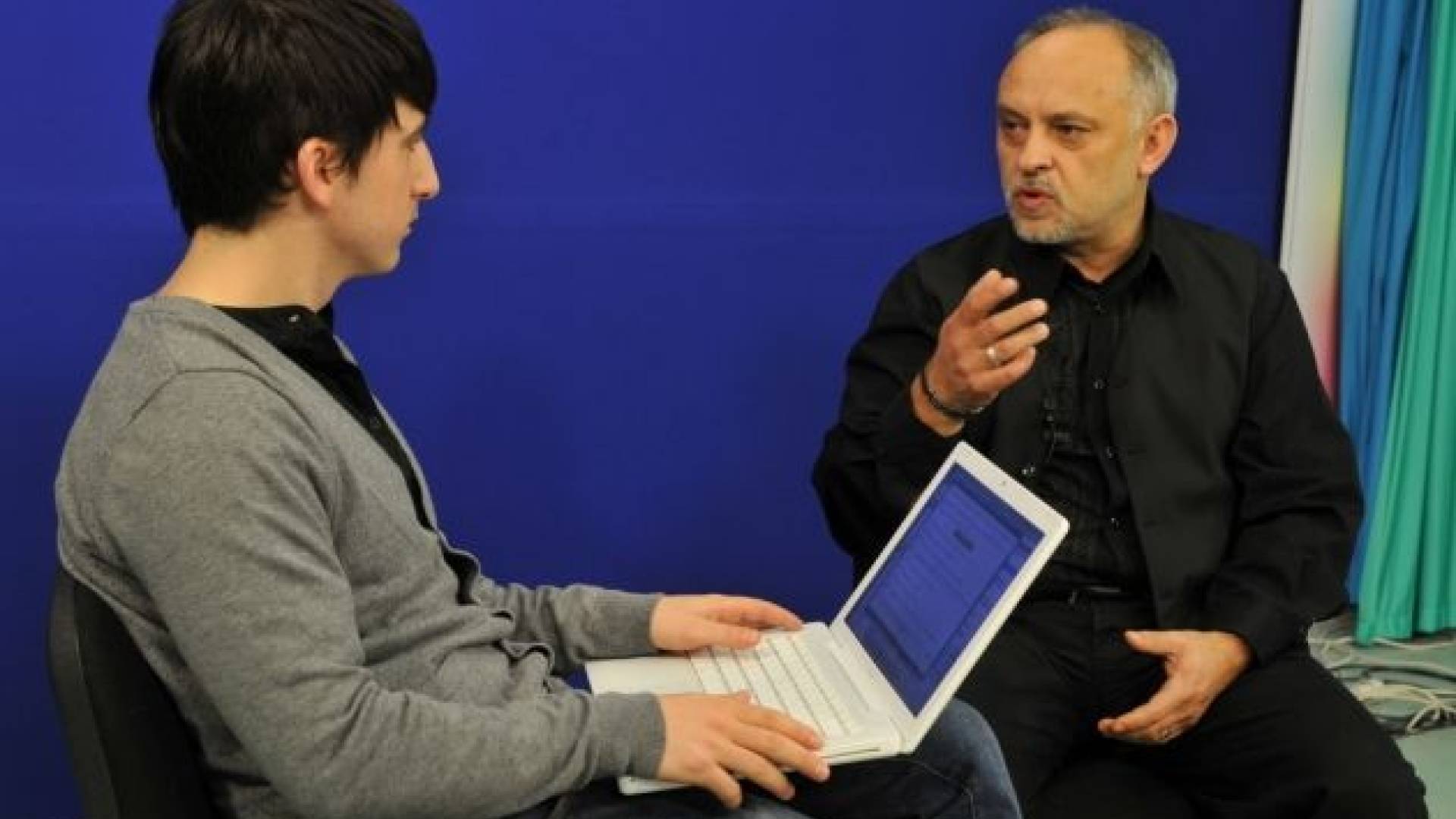 Feri Lainšček: "Bralci imajo pravico mojo knjigo odložiti "