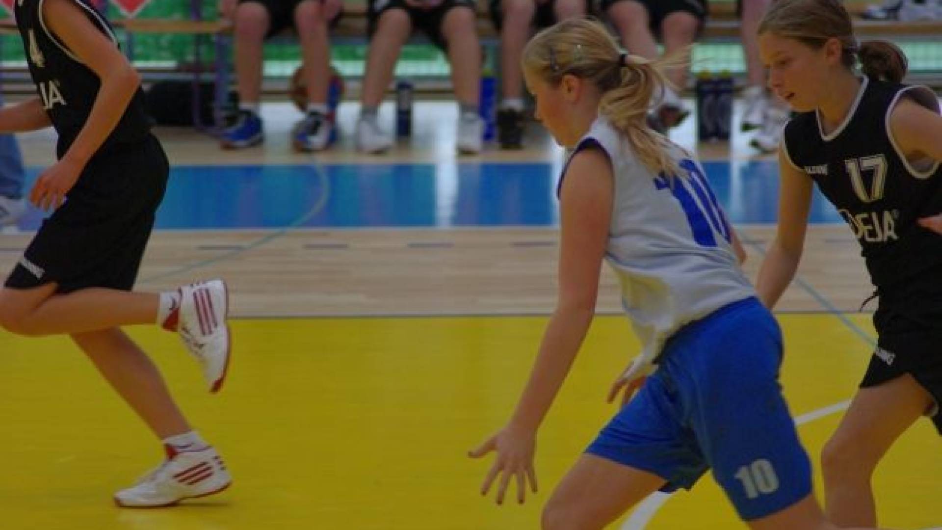 Urška Juteršnik v akciji.jpg