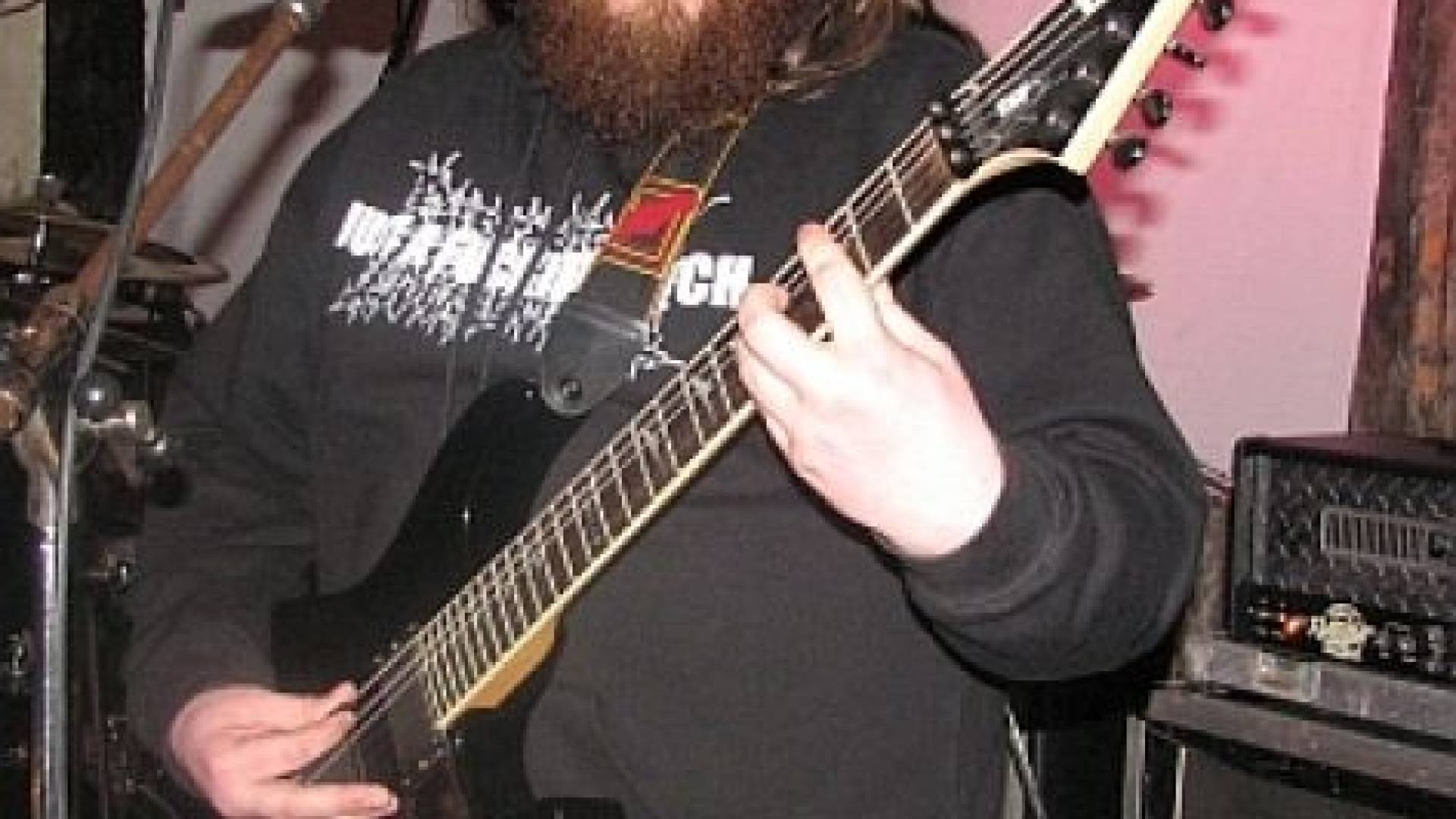 Vulvathrone po kosih1.jpg