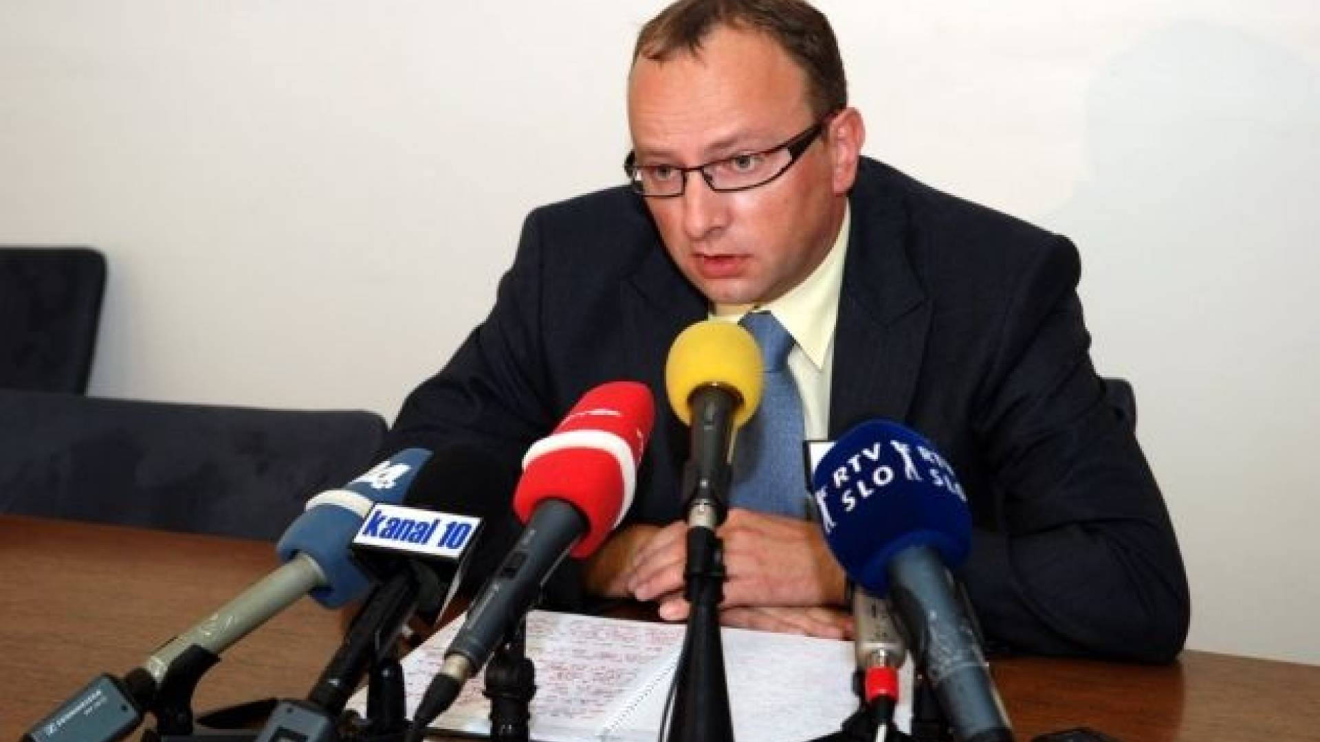 Radovan Žerjav je besen in v njem vre