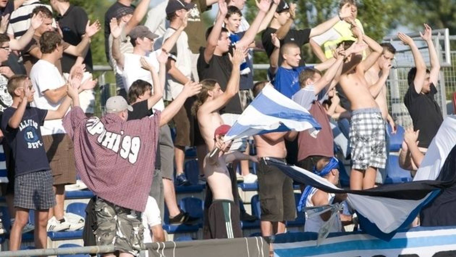 Nafta bo v soboto potrebovala tudi pomoč s tribun