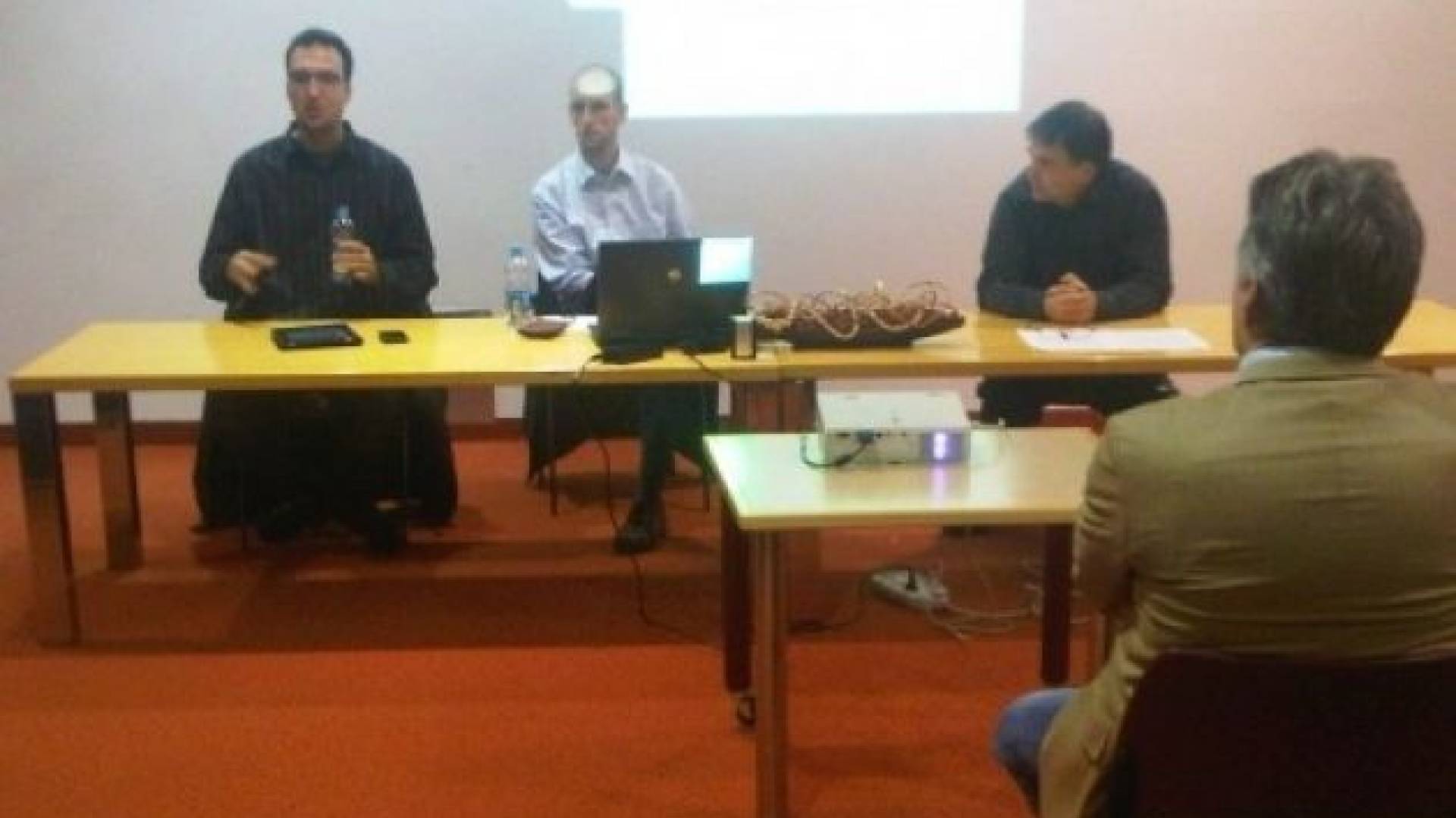 Screen shot 2010-10-20 at 1.42.39 AM.jpg