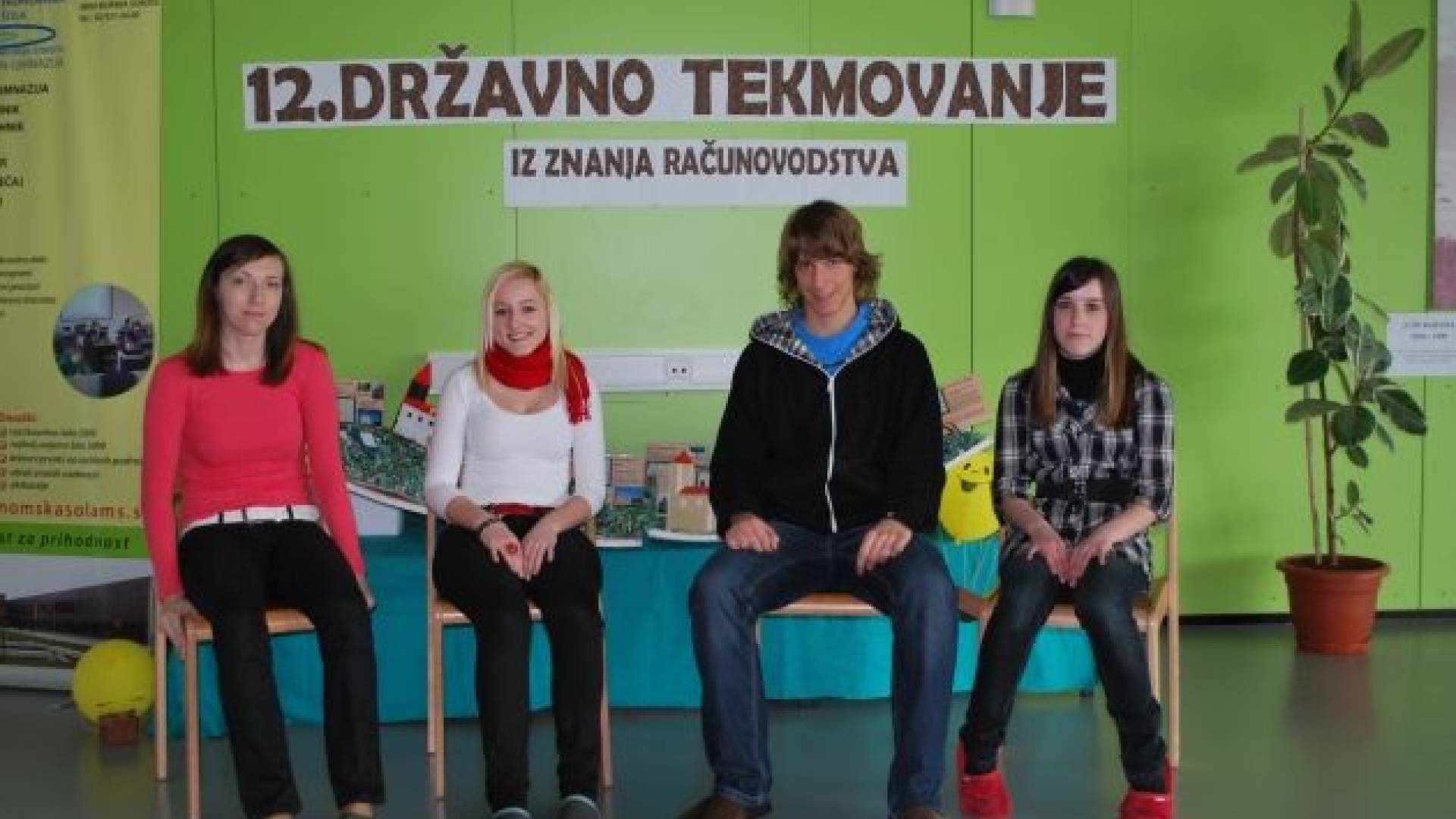 Prejemniki zlatega priznanja na tekmovanju iz znanja računovodstva