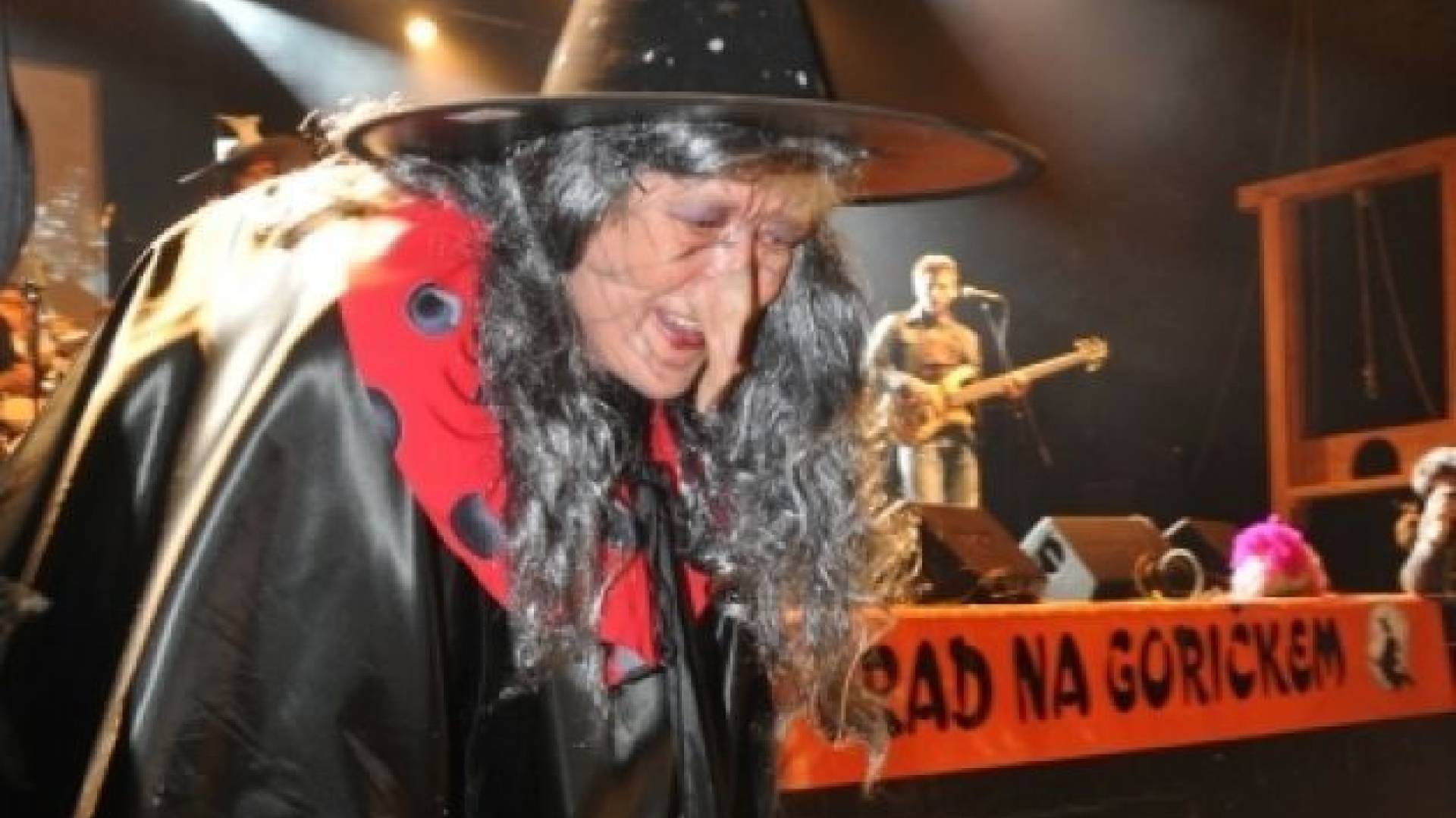 Danes se čarovnice razkazujejo, nekoč temu ni bilo tako. 