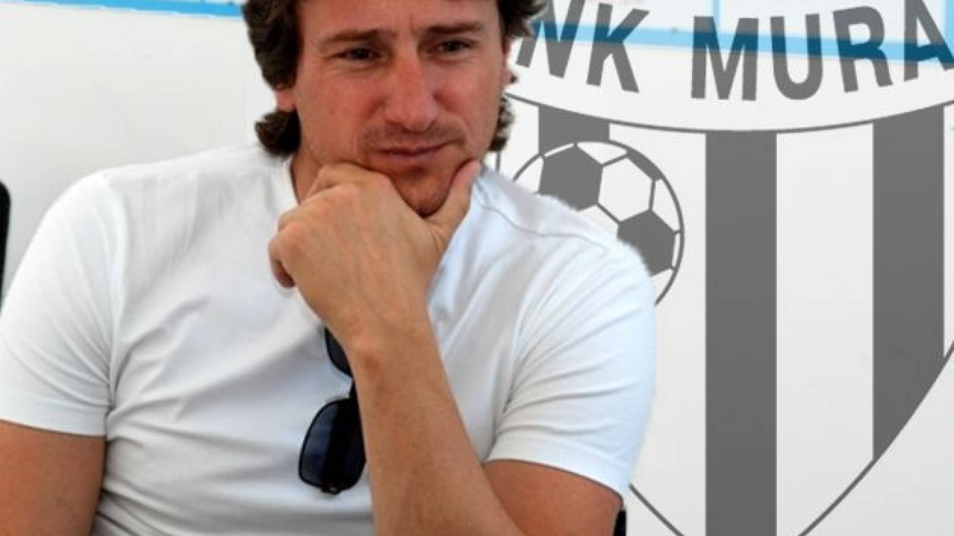 Kaj za Muro 05 pomenijo ti visoki in nepričakovani izdatki, ni znano. 