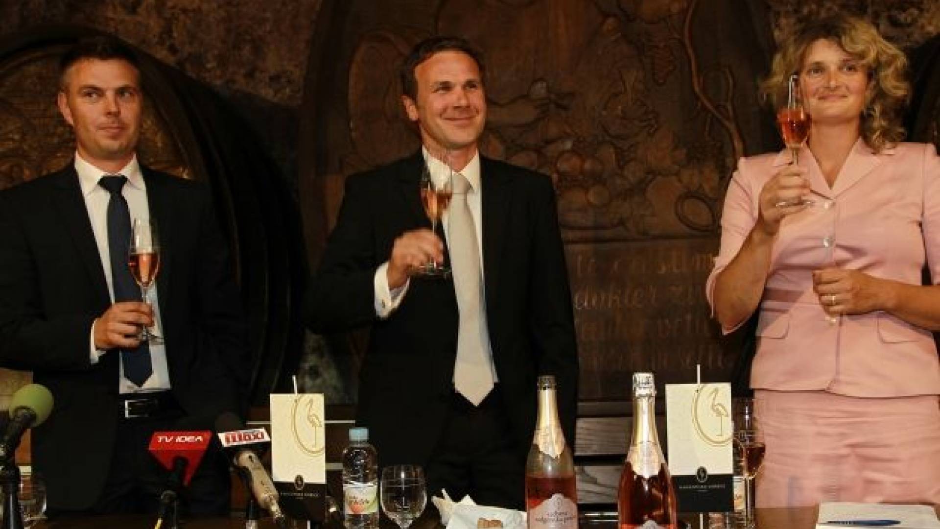 Sandi Brumen (direktor marketinga), Borut Cvetkovič (direktor) in Klavdija Topolovec Špur (enologinja)