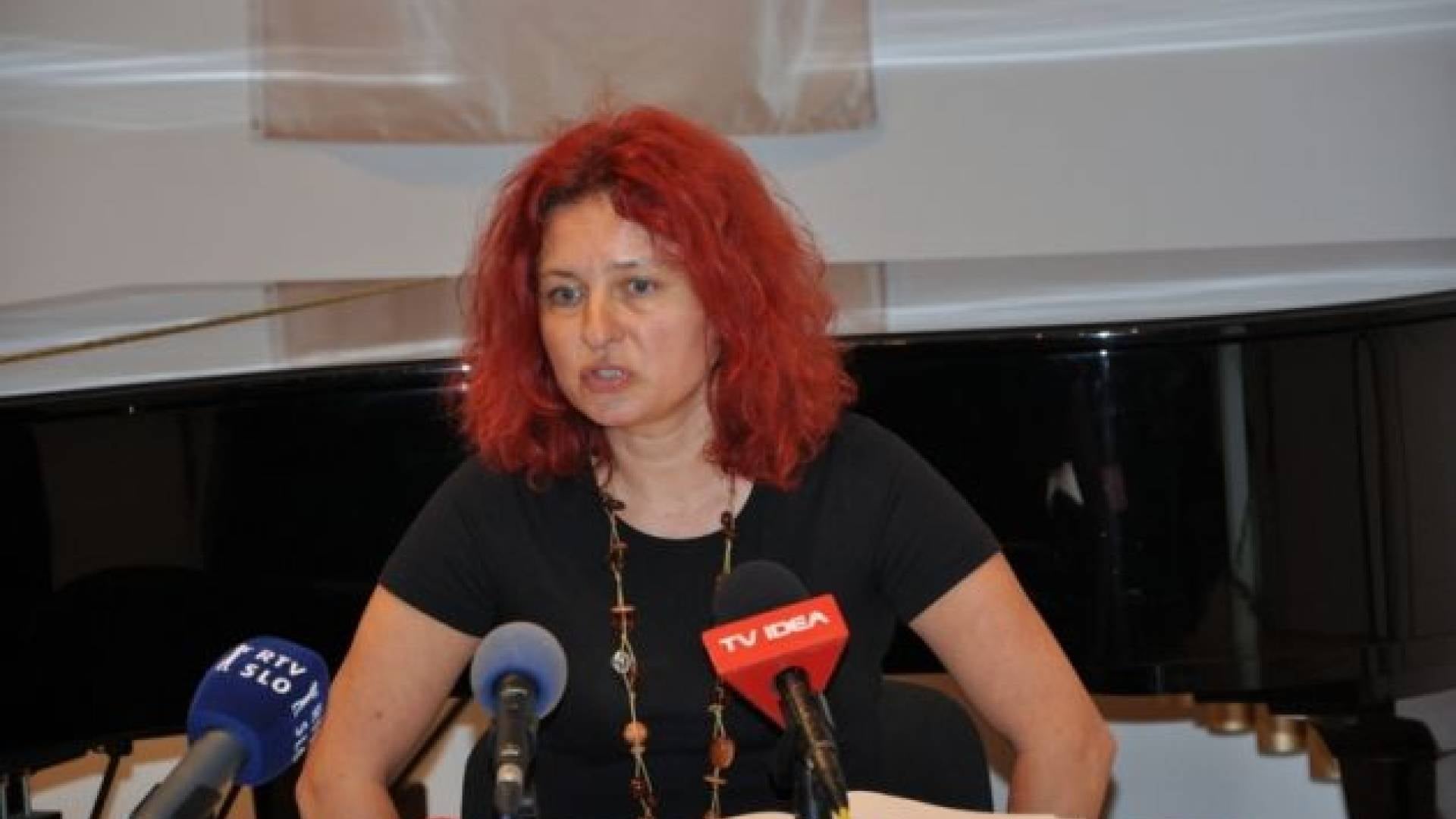 Erna Lukač, ravnateljica Glasbene šole MS.JPG