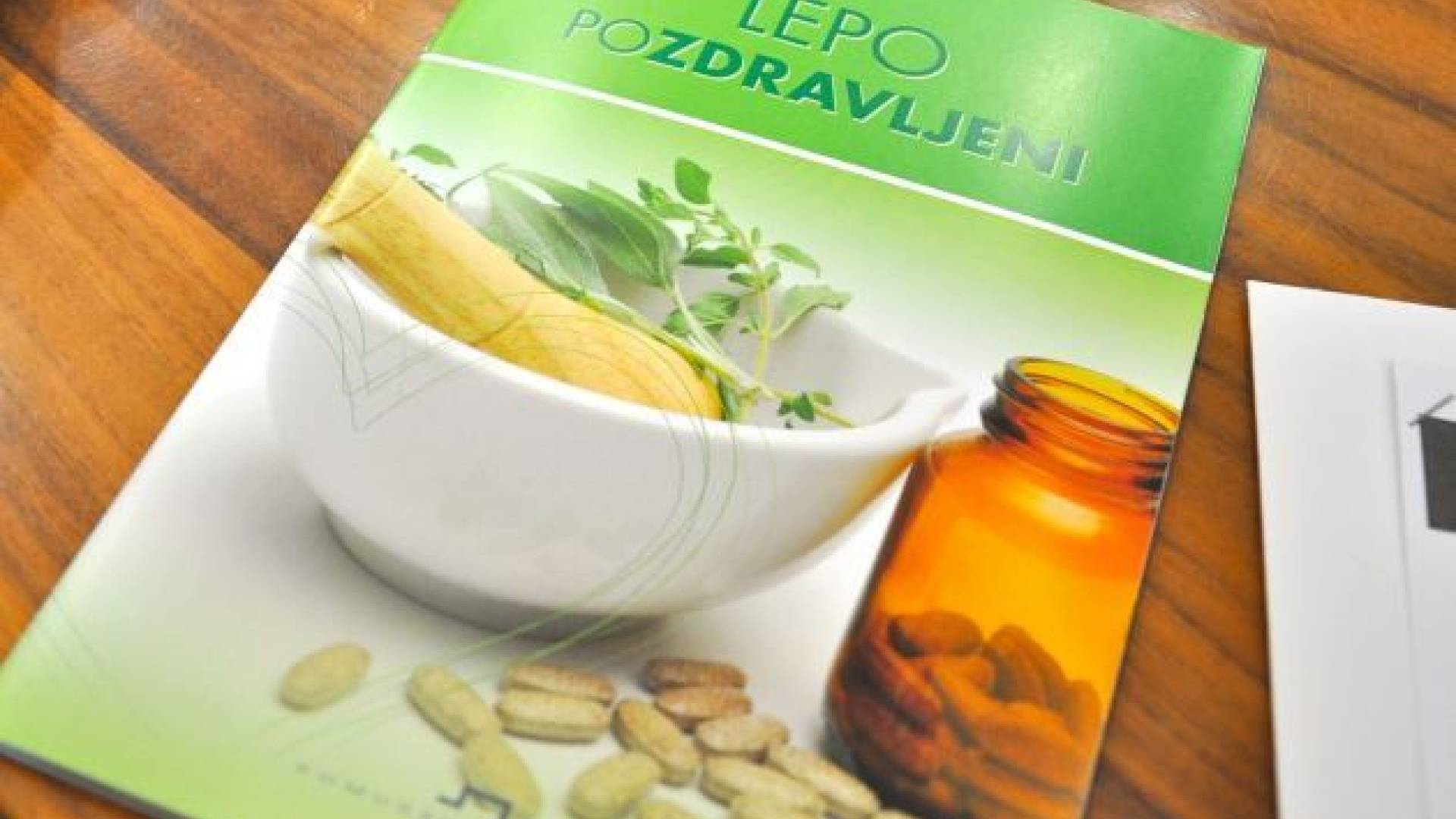 Publikacija bo na voljo v knjižnicah.