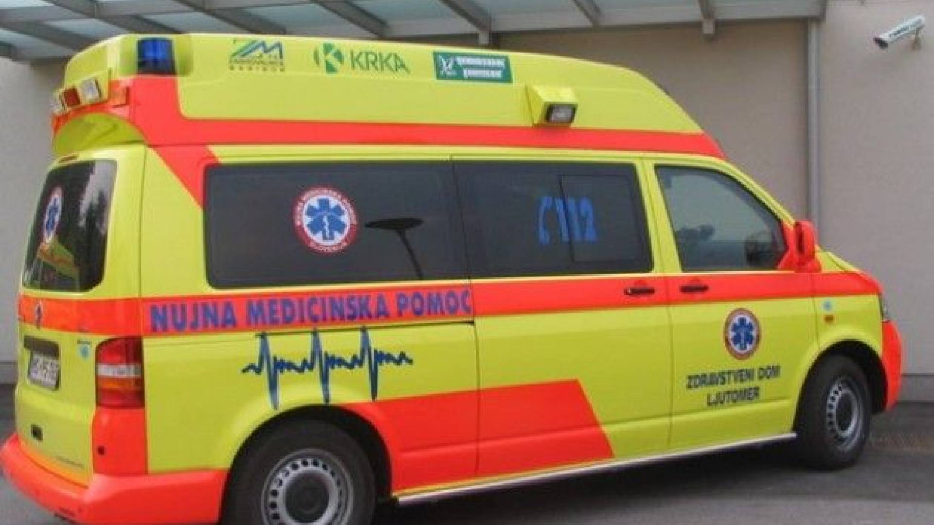 "Ljudje, ki kličejo 112, so v stiski, zato je poznavanje lokacije, narečja in situacije v domačem okolju ključno," pravi vodja reševalne službe Zdravstvenega doma Murska Sobota Viktor Zrim. 