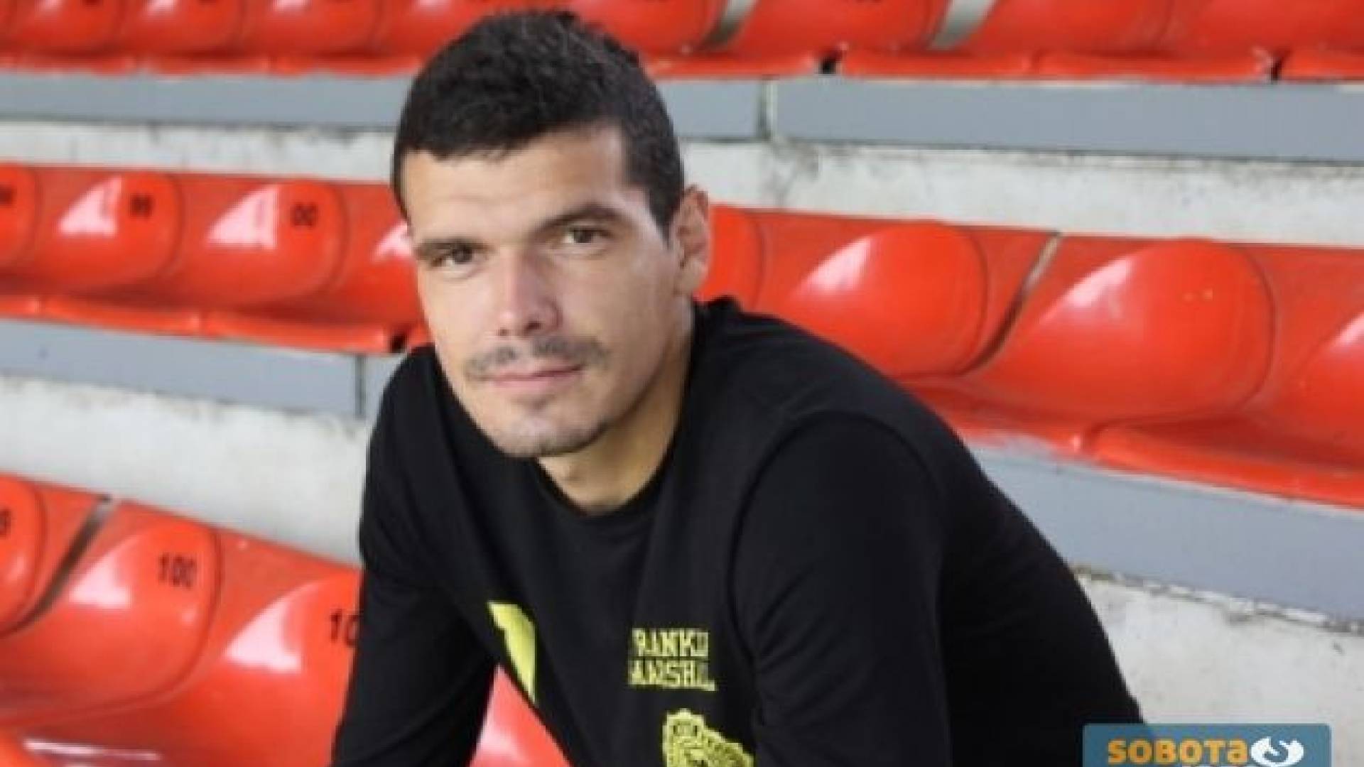 Bo še naprej zabijal v črno-belem?