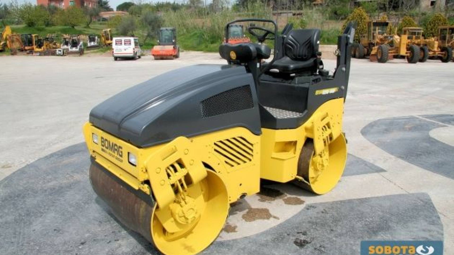 bomag-120-07.jpg