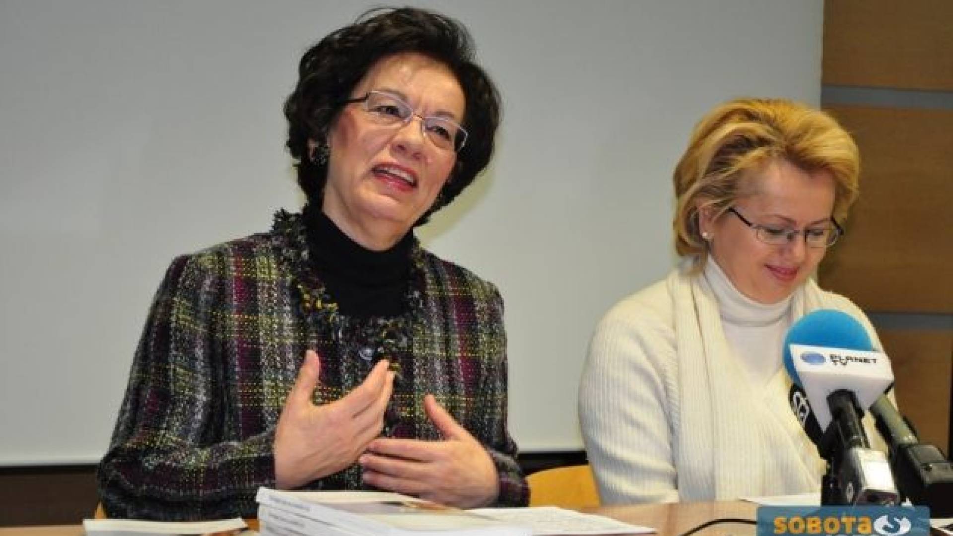 Strokovnjakinji na področju socialne medicine Branislava Belović in Tatjana Kranjc-Nikolić sta predstavili izsledke iz raziskave evropskega projekta "Gradient".