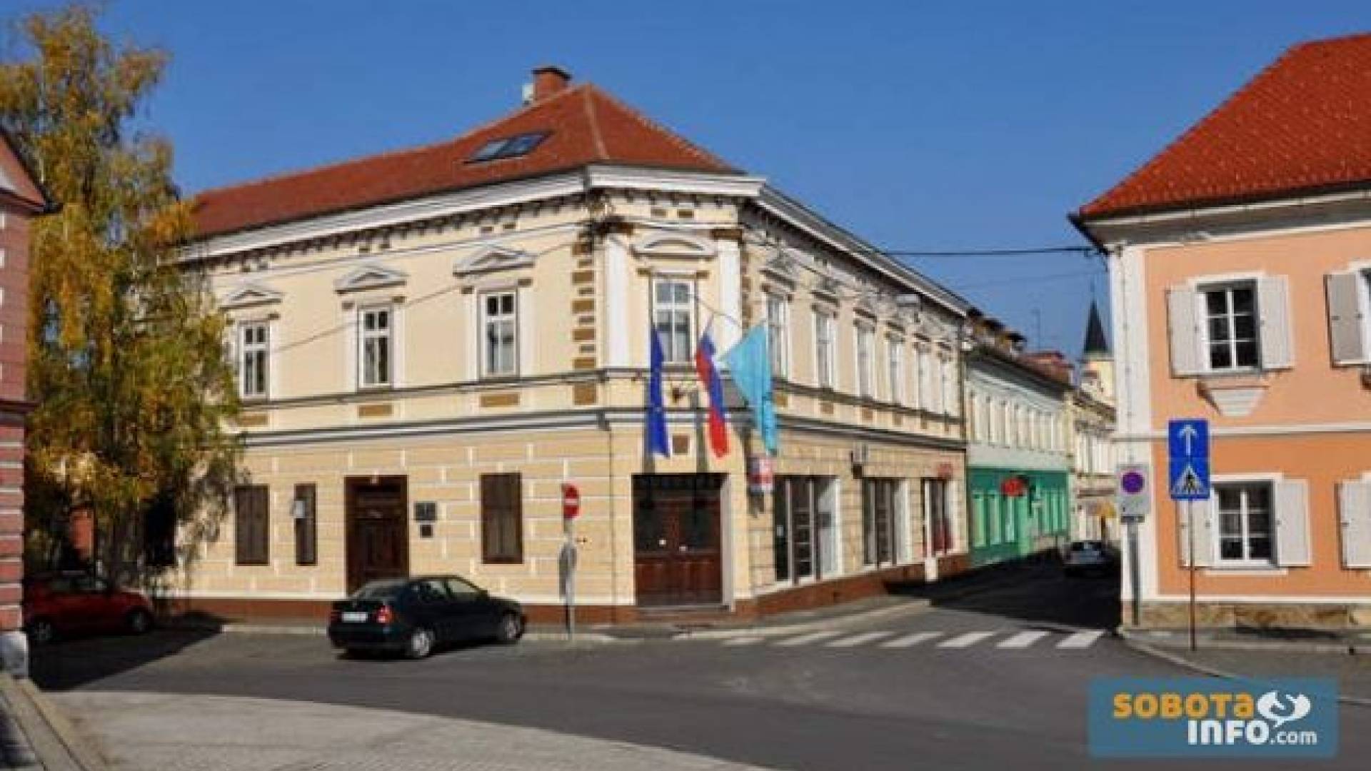 Davčna uprava Ljutomer (http://kraji.eu/slovenija/ljutomer_miklosicev_trg/slo)