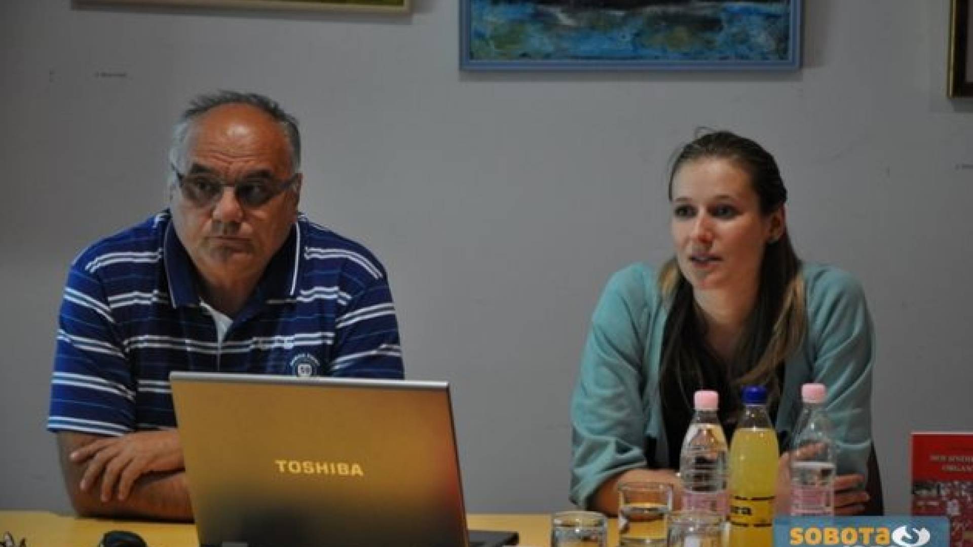 Sekretar ZSSS Milan Utroša in izvršna sekretarka ZSSS za sindikalno izobraževanje in informiranje, vseživljenjsko učenje in izvajanje projektov Staša Pernat Lesjak.