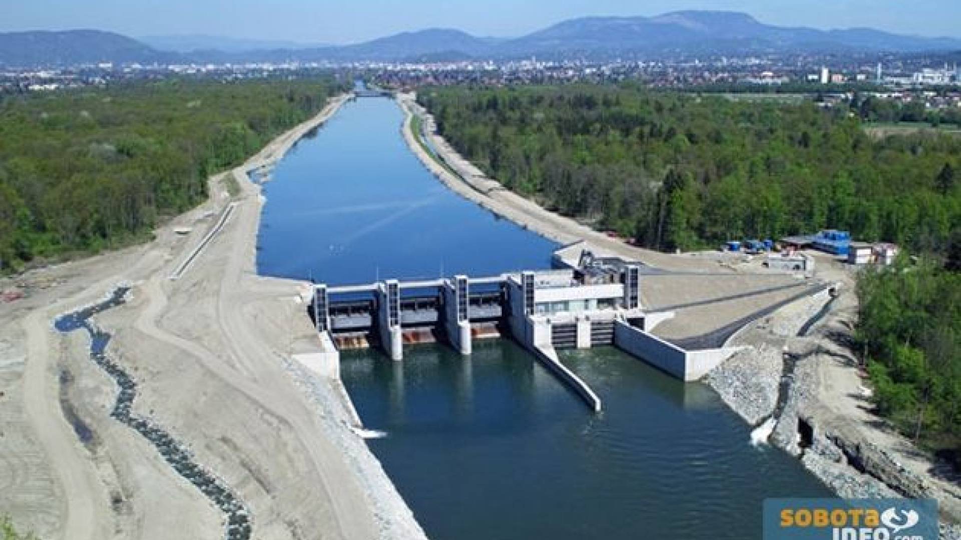 Hidroelektrarna v Gössendorfu, odprta leta 2012